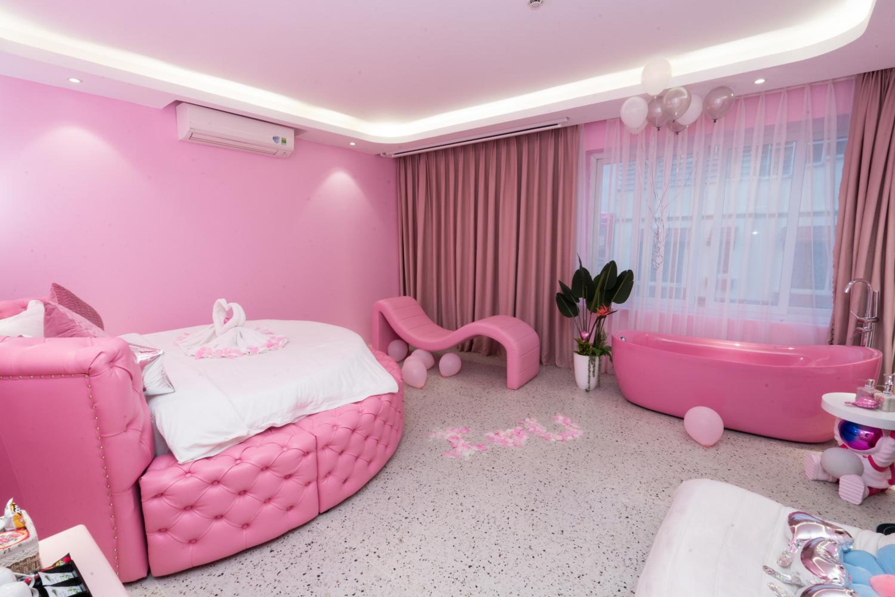 Suite with Spa Bath