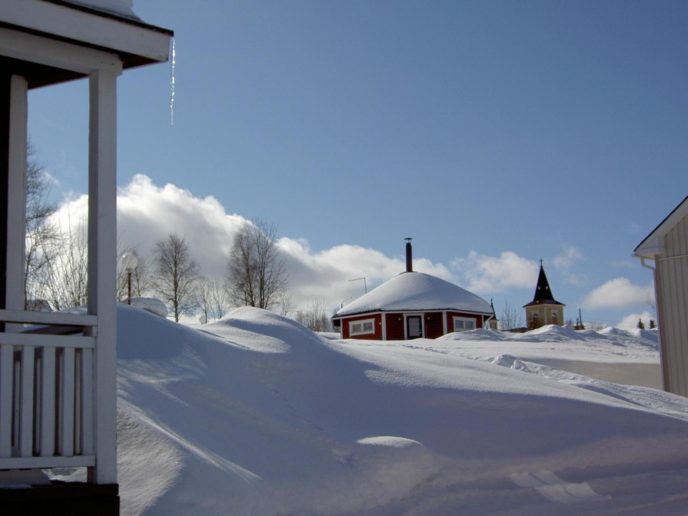 Apartment with Sauna - Photo 4