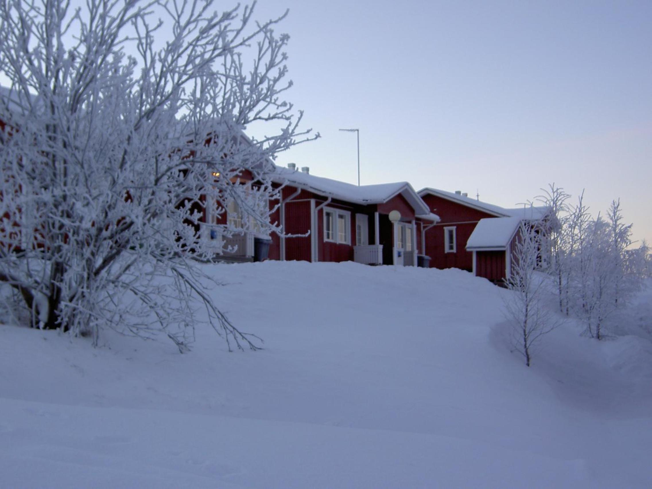 Apartment with Sauna - Photo 12