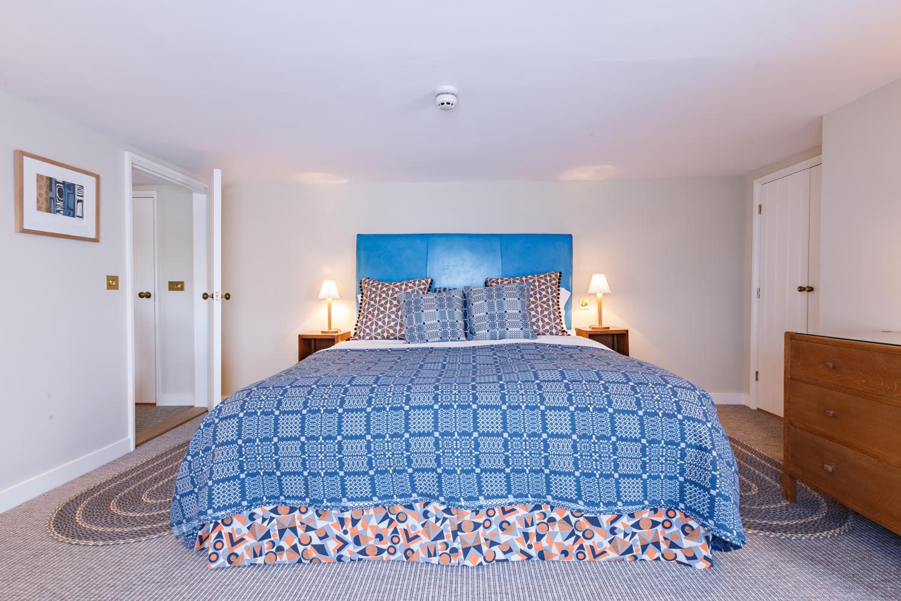 Large Suite