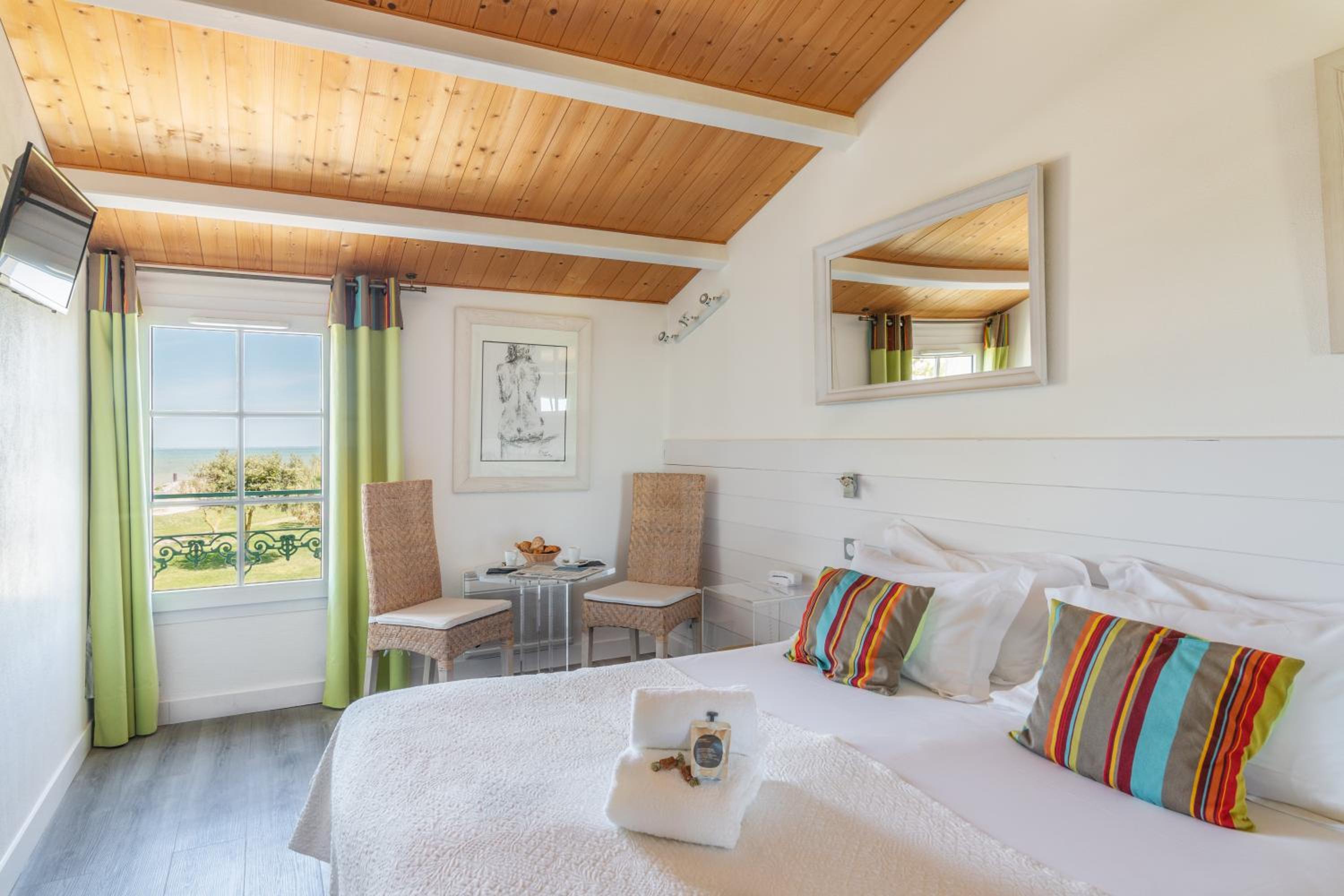 Superior Room - 2nd Floor - Sea View photo 1