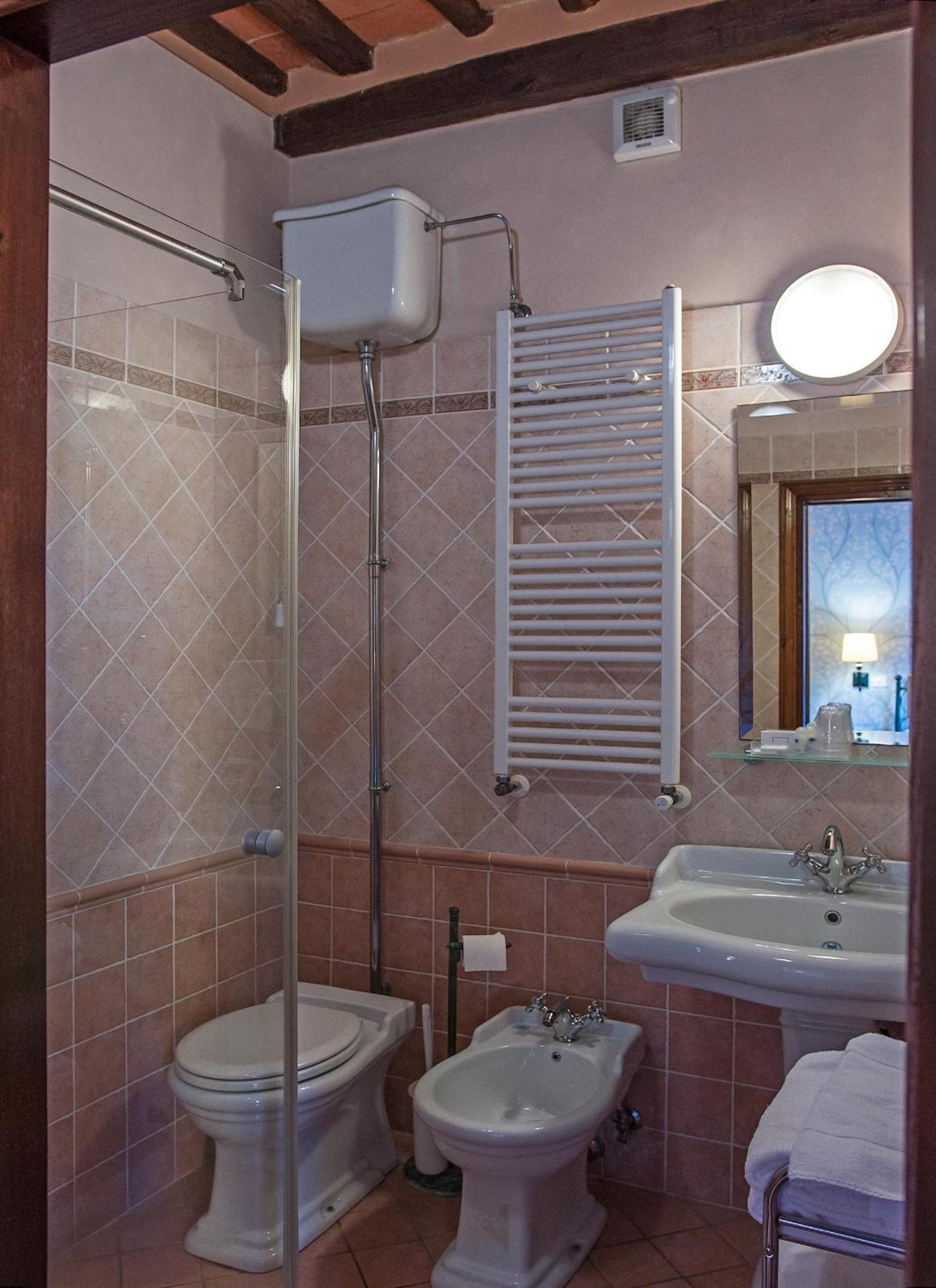 Deluxe Double Room - Photo 23