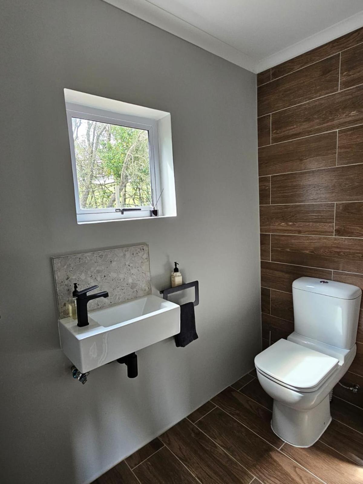 Deluxe Cottage photo 2