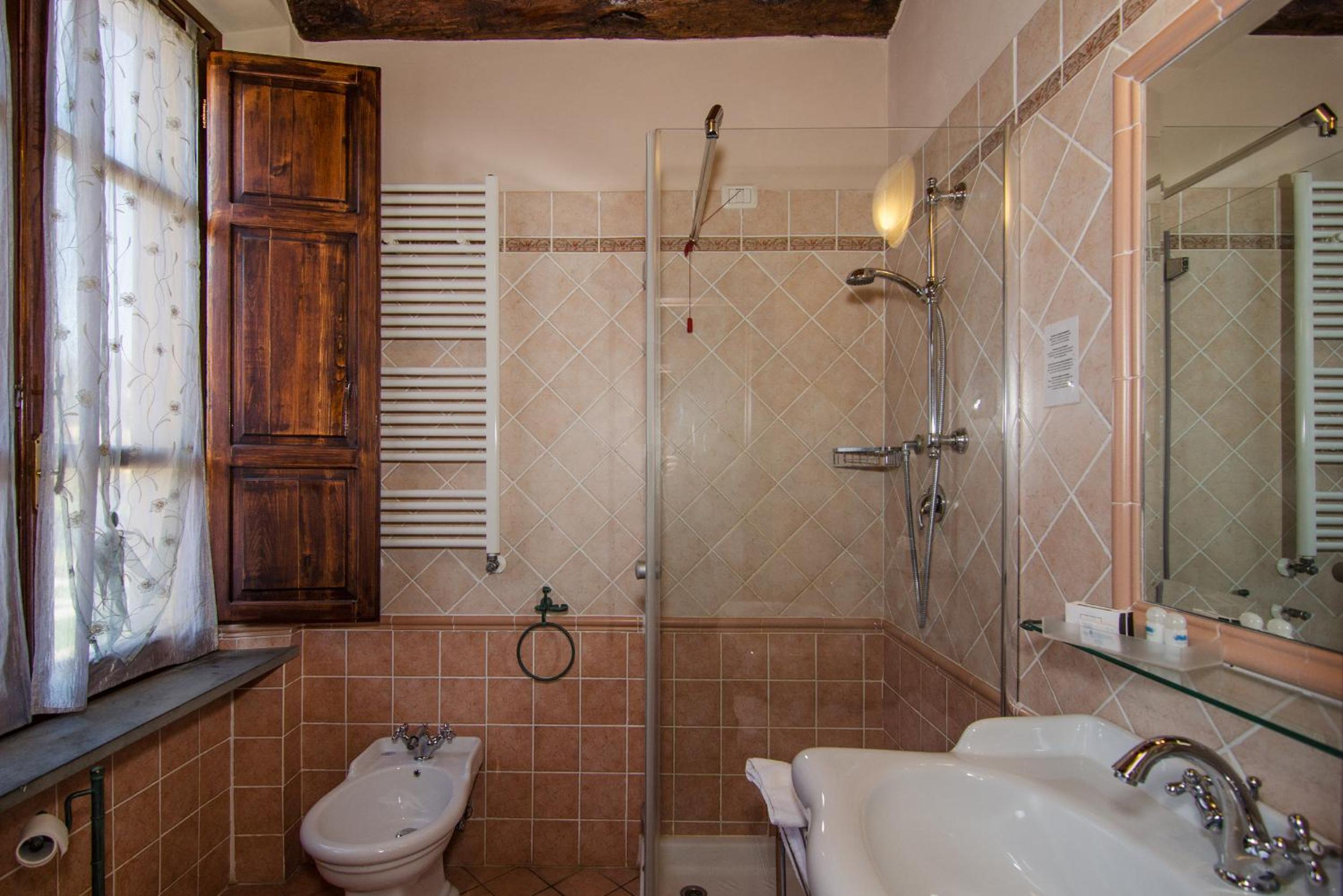 Deluxe Double Room - Photo 2