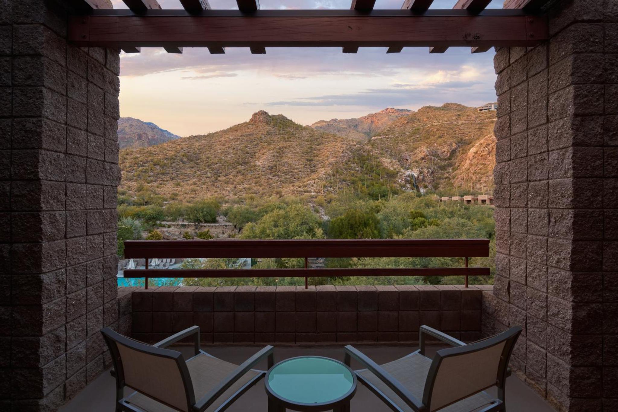 King Room with Mountain View - Photo 3