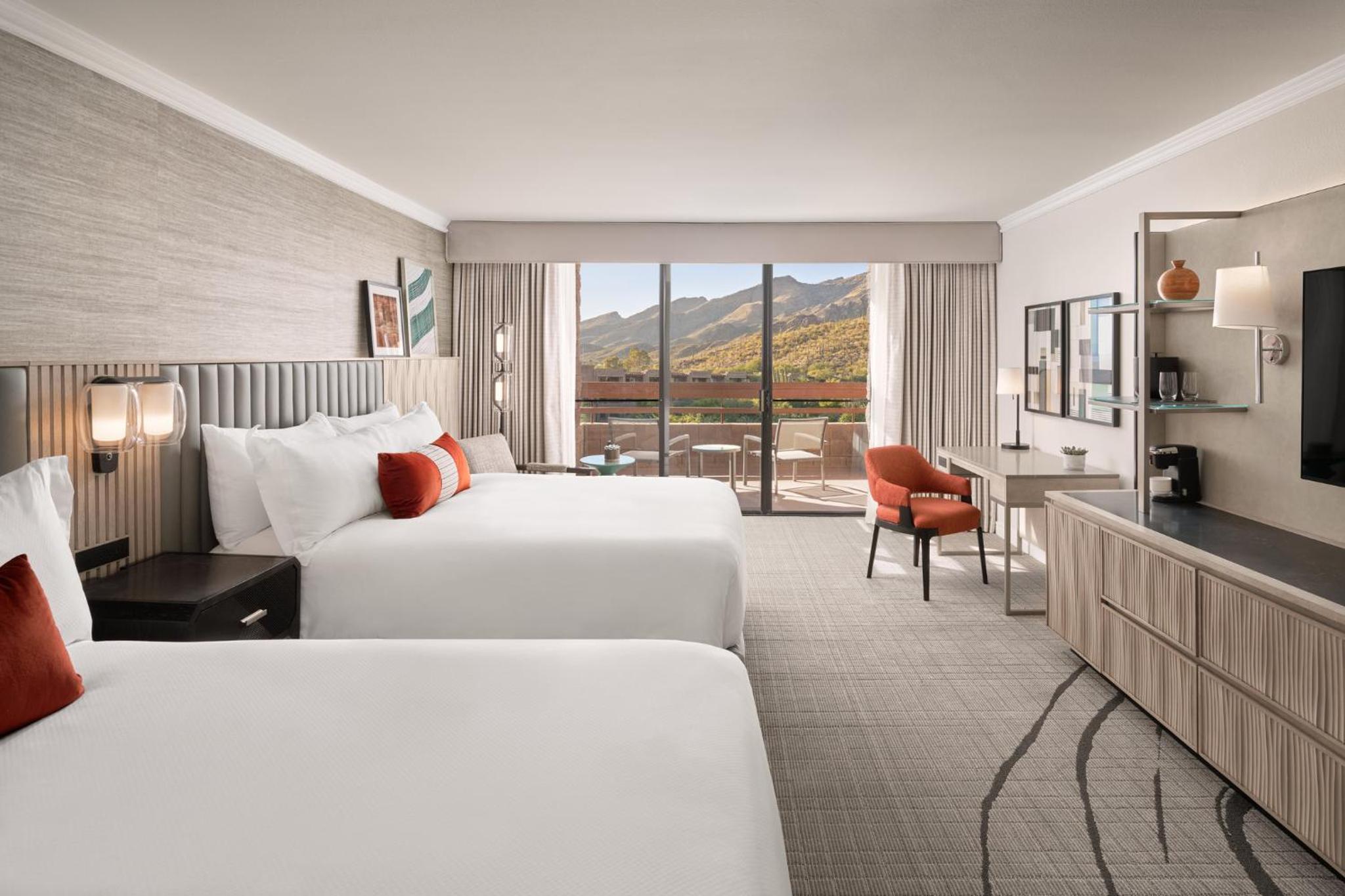 Deluxe Queen Suite - Photo 1