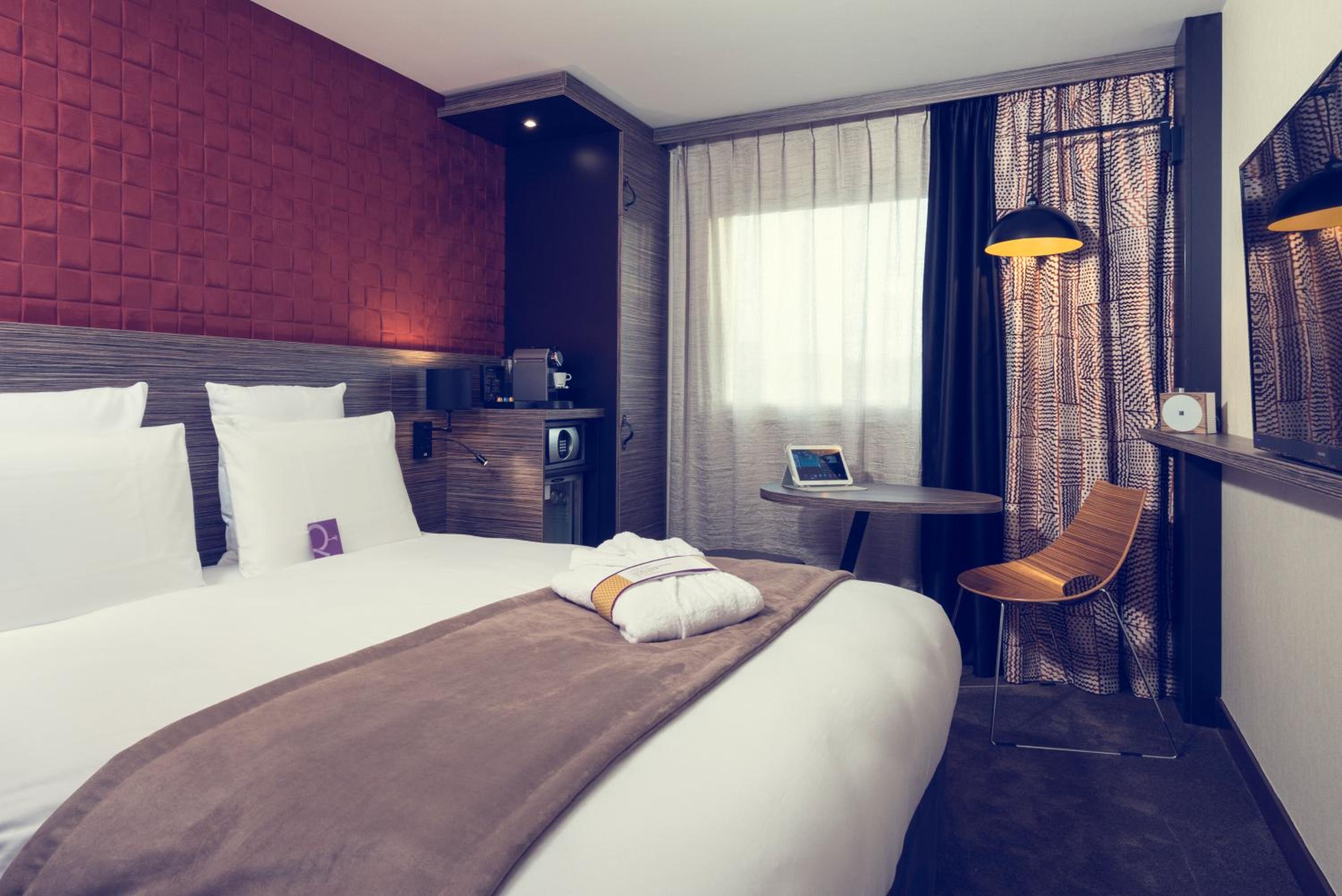 Privilege Room with Twin Beds - Photo 6