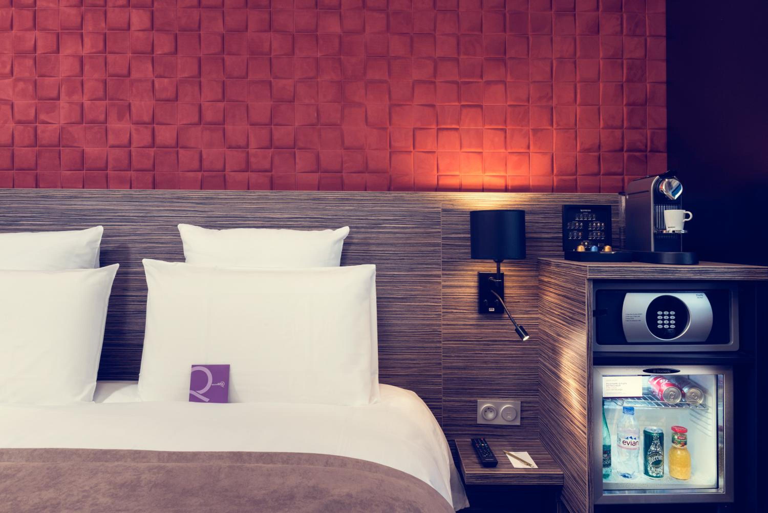 Privilege Room with Twin Beds - Photo 8