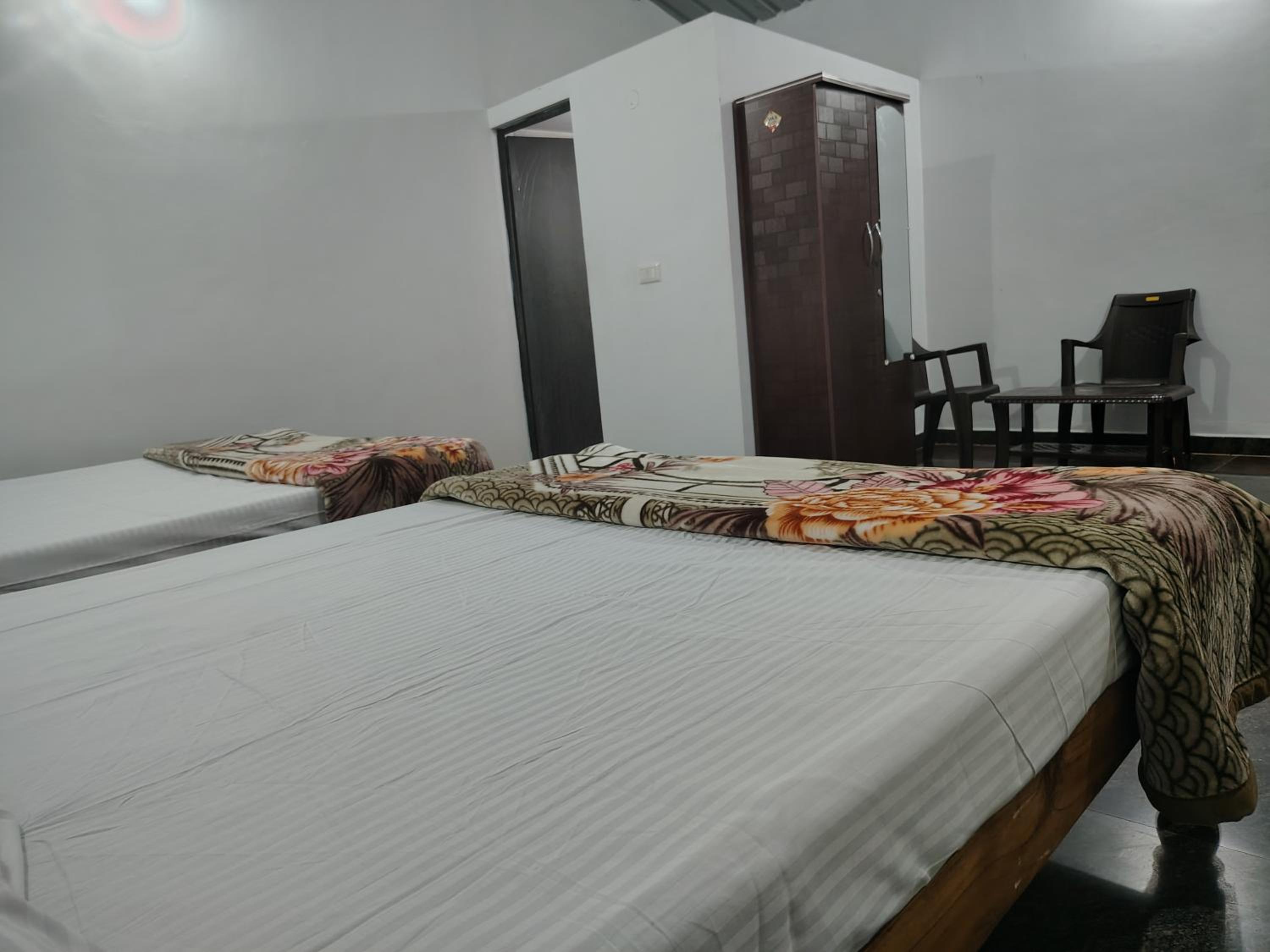 Deluxe Family Suite photo 2