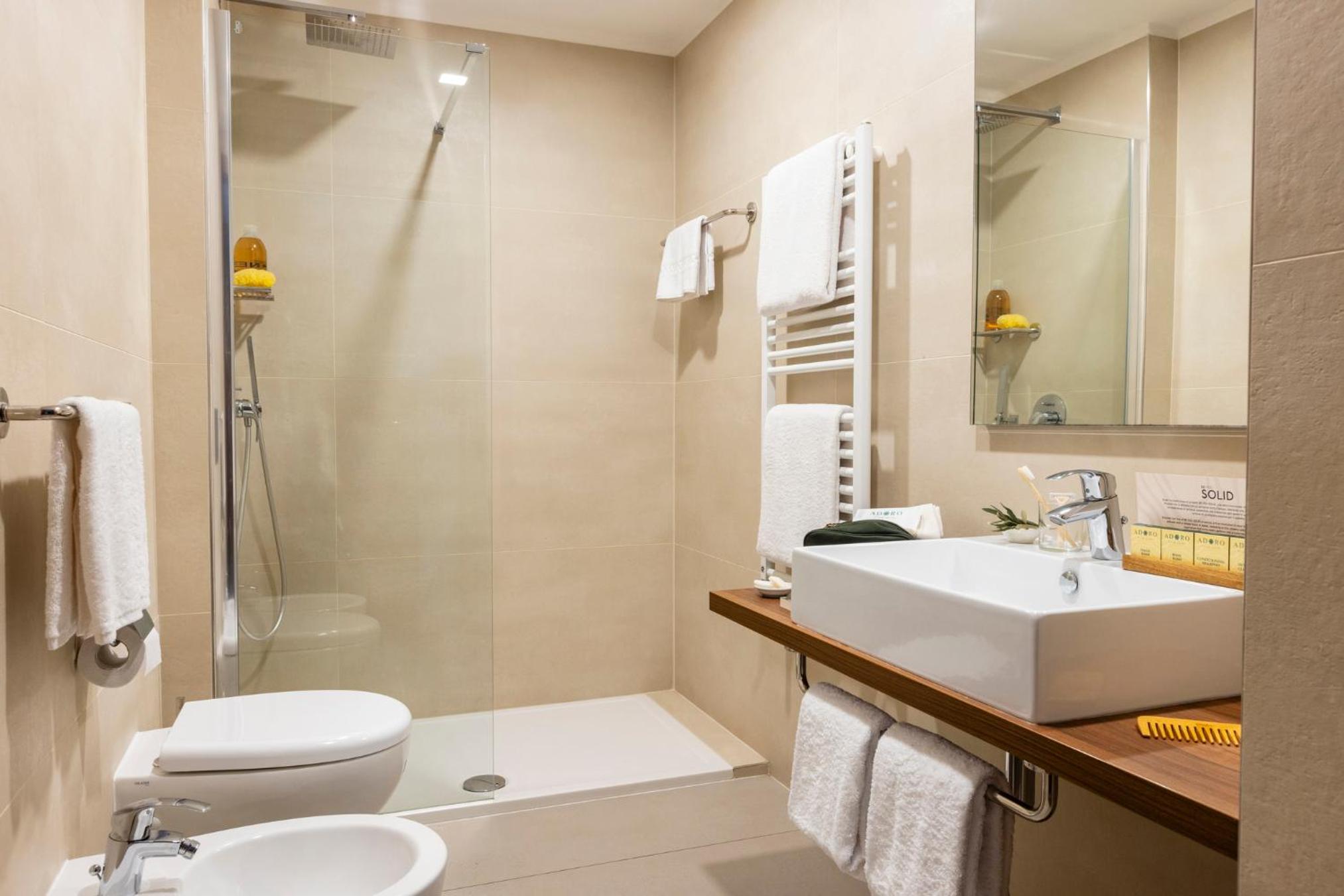 Superior Double or Twin Room photo 2
