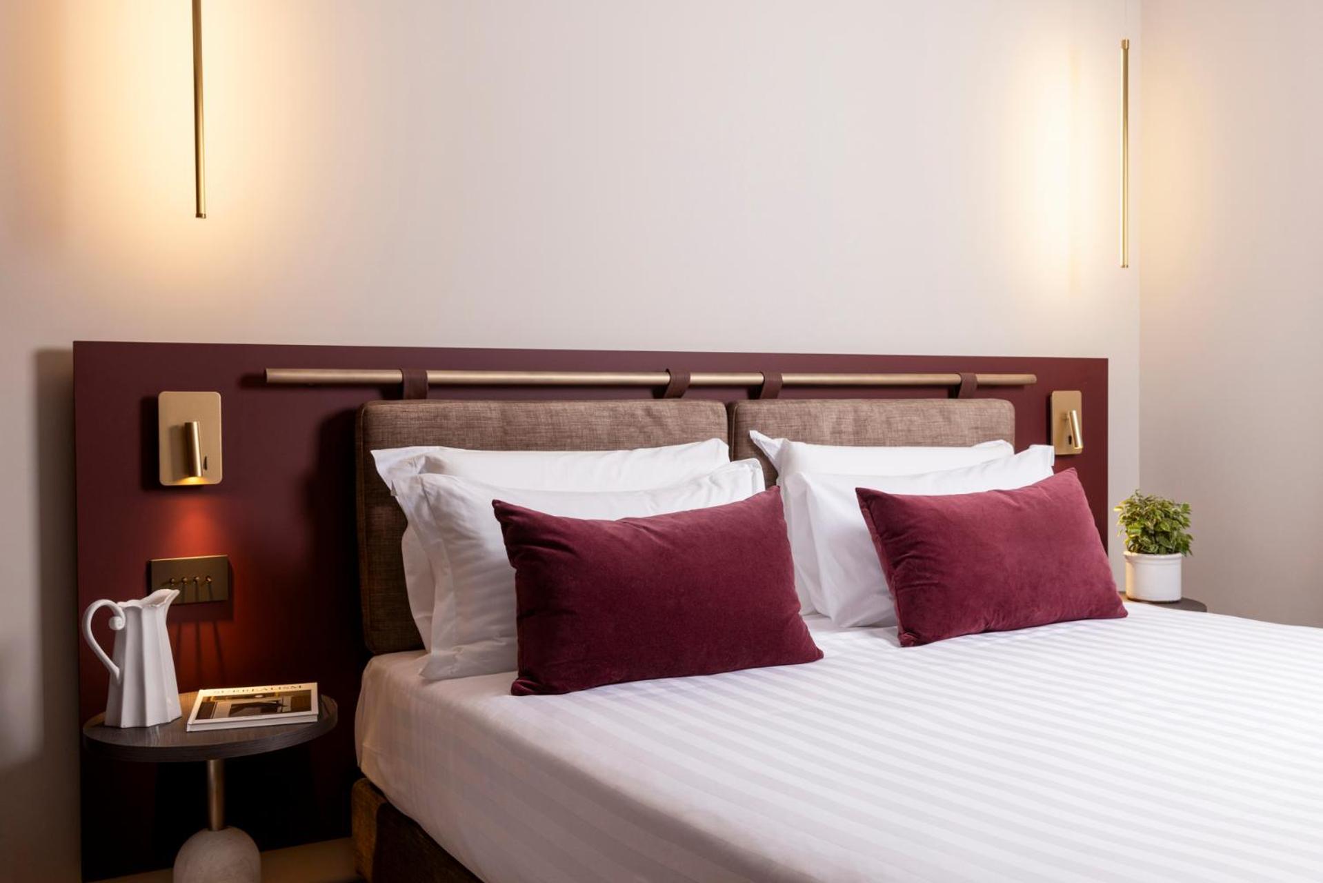Deluxe Double or Twin Room photo 2