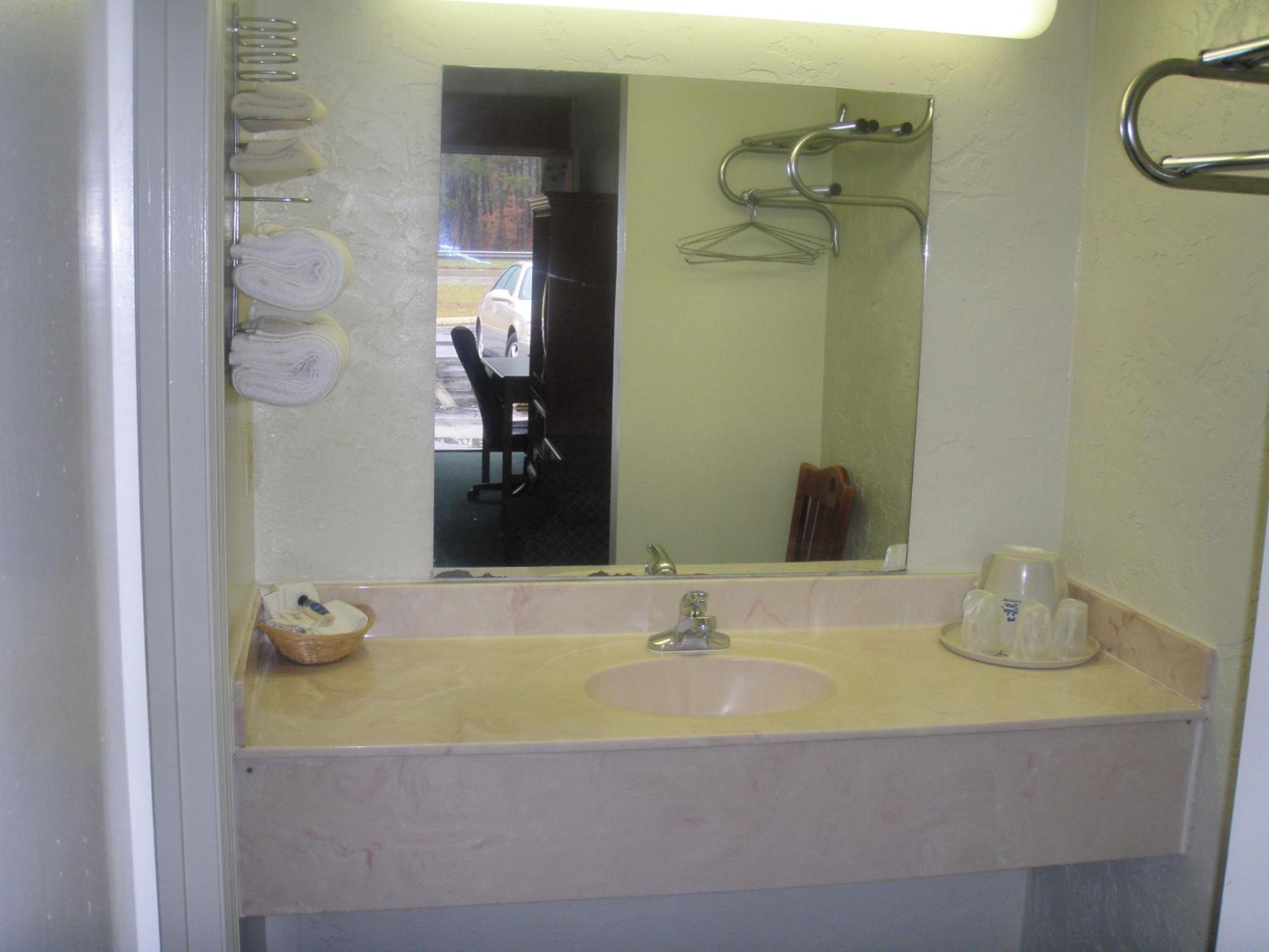 King Room - Non-Smoking