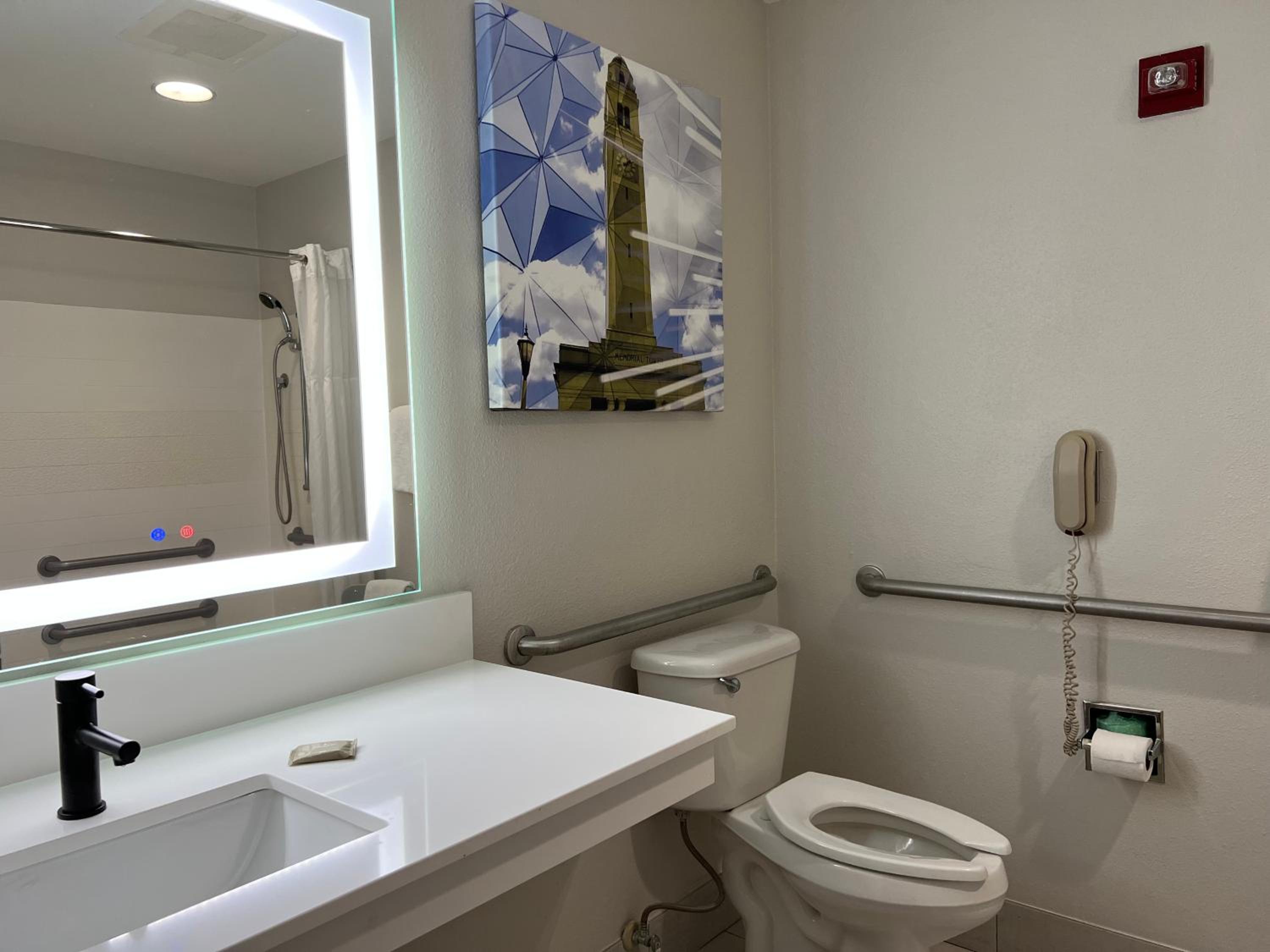 Double Room - Disability Access photo 1