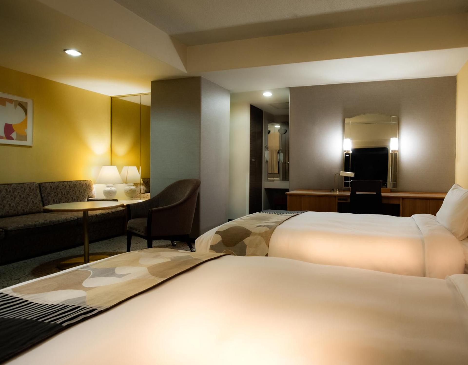Large Twin Room