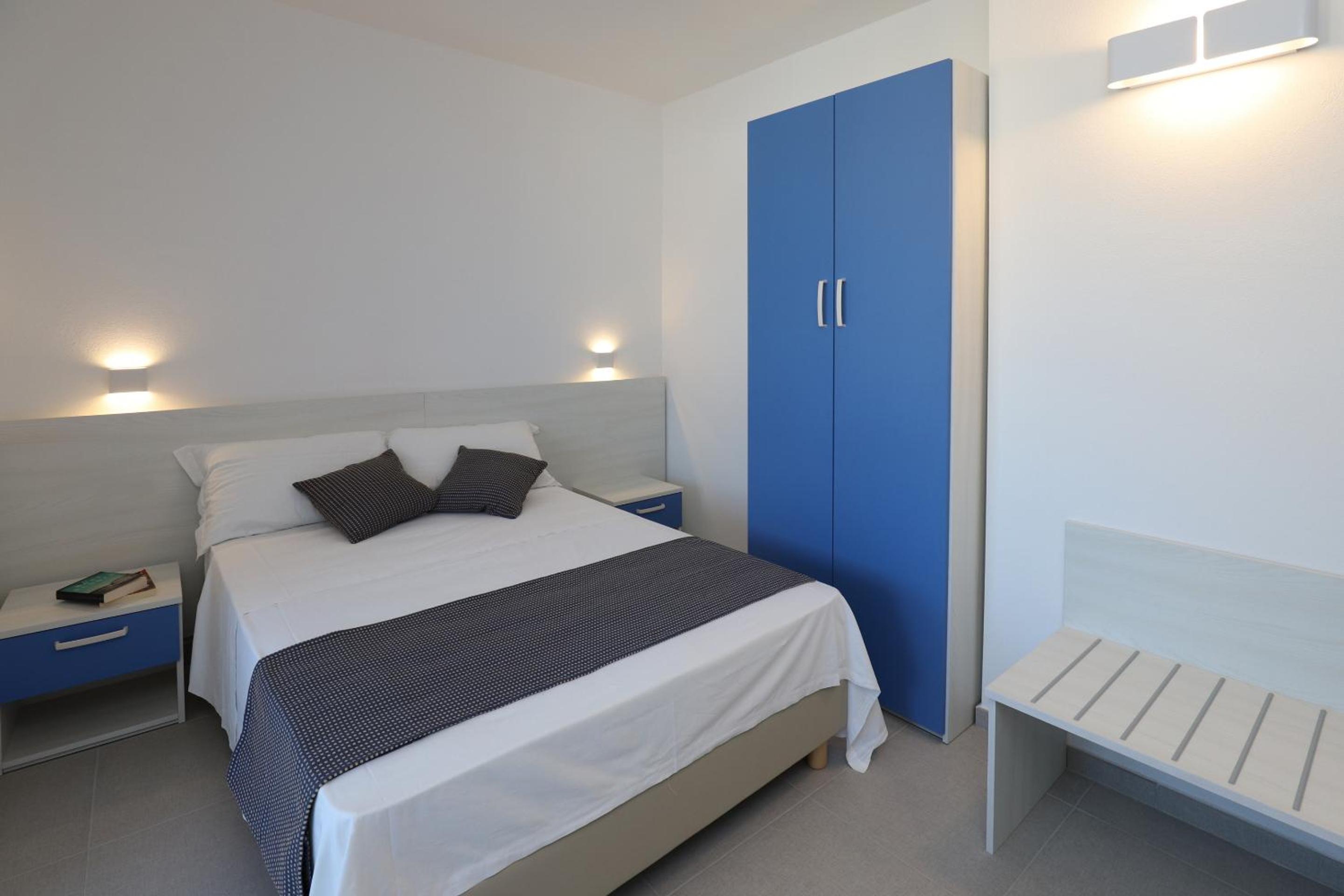 Standard Double Room - Photo 2