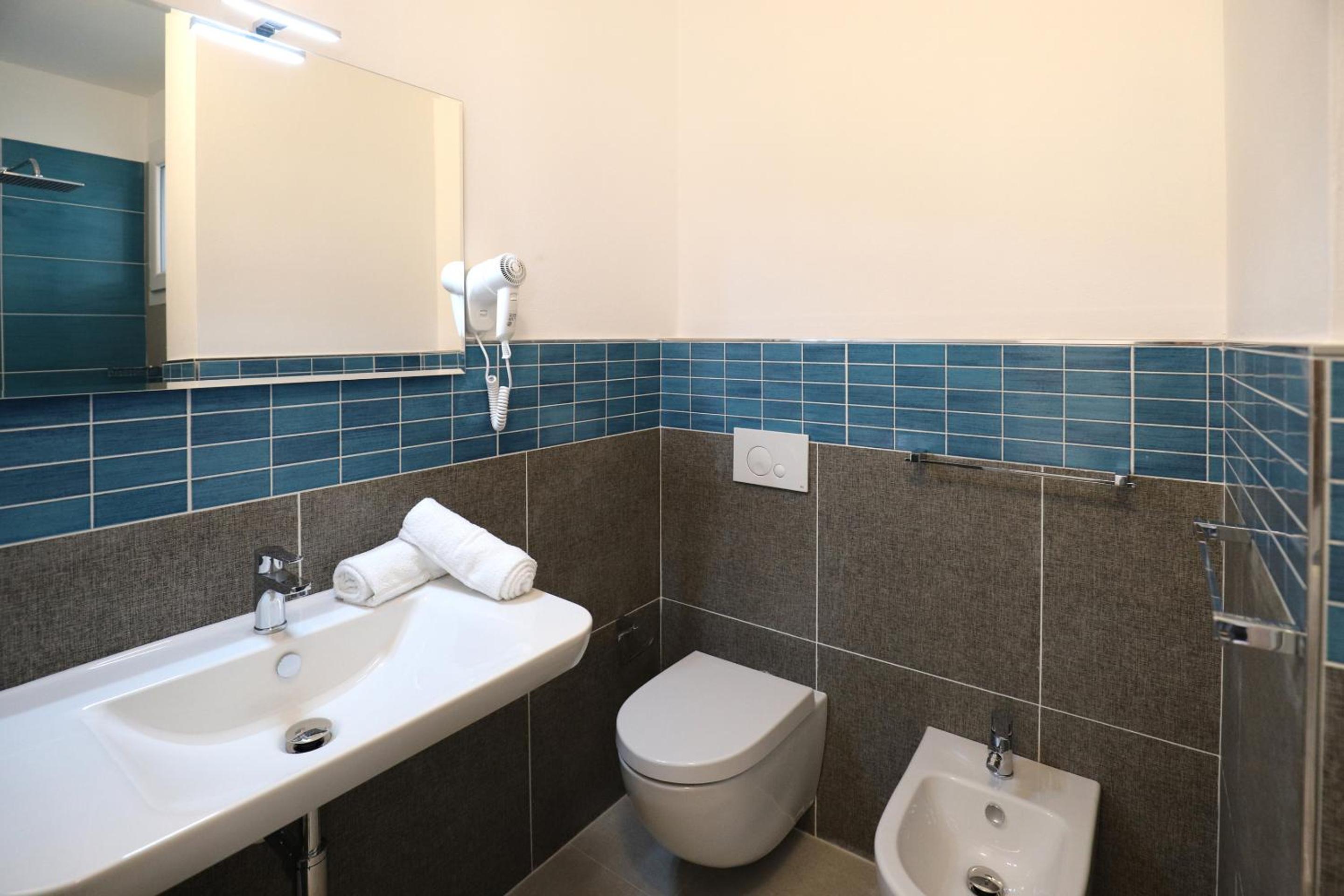 Classic Triple Room - Photo 2