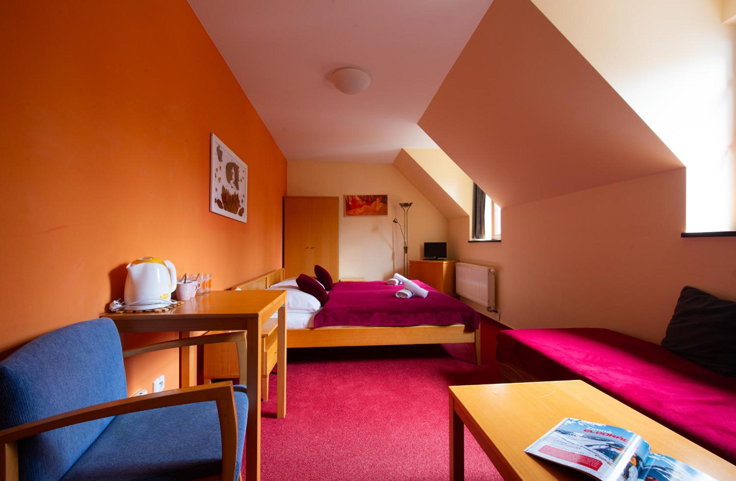 Quadruple Room - Photo 4