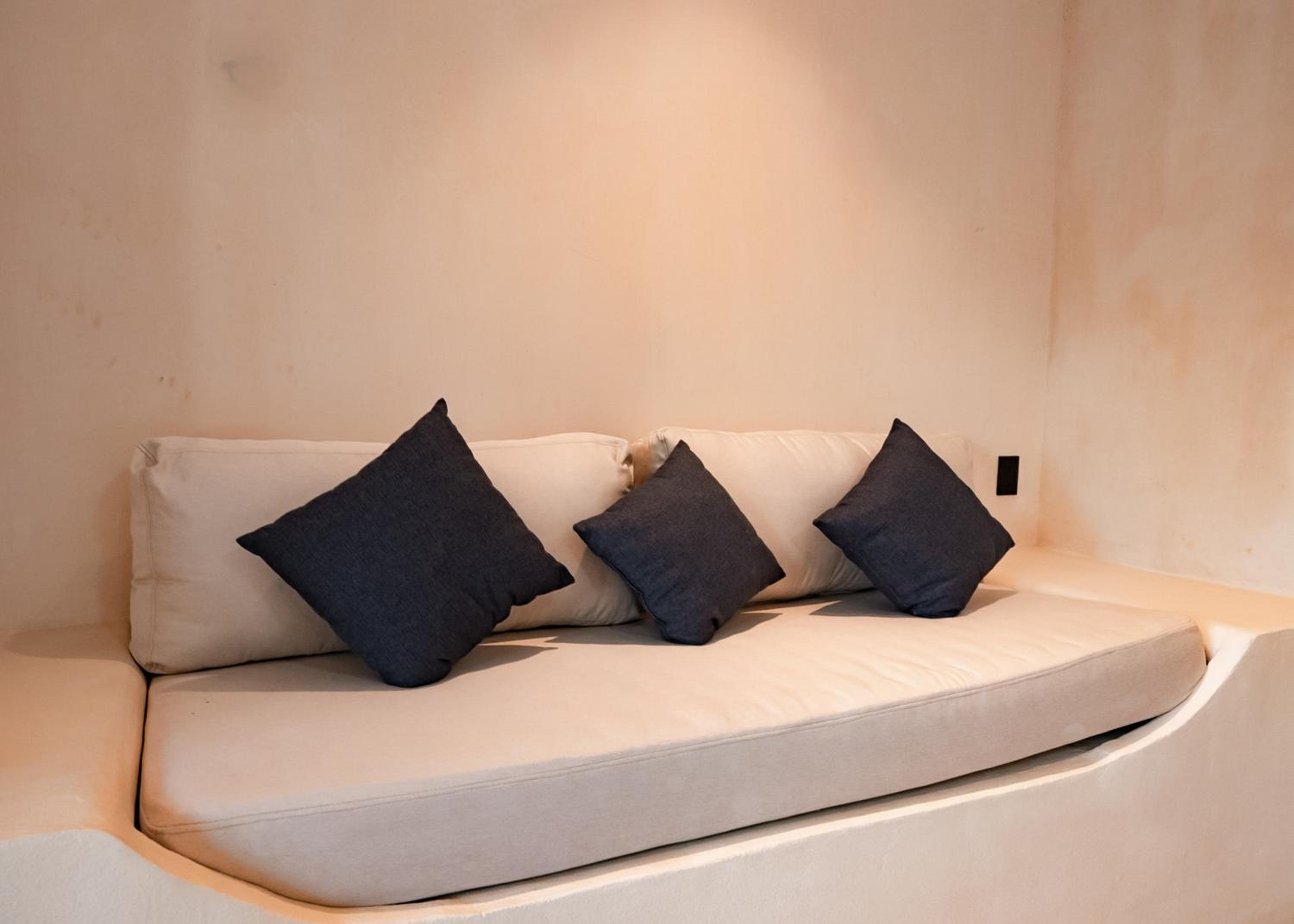 Suite with Sea View - Photo 4