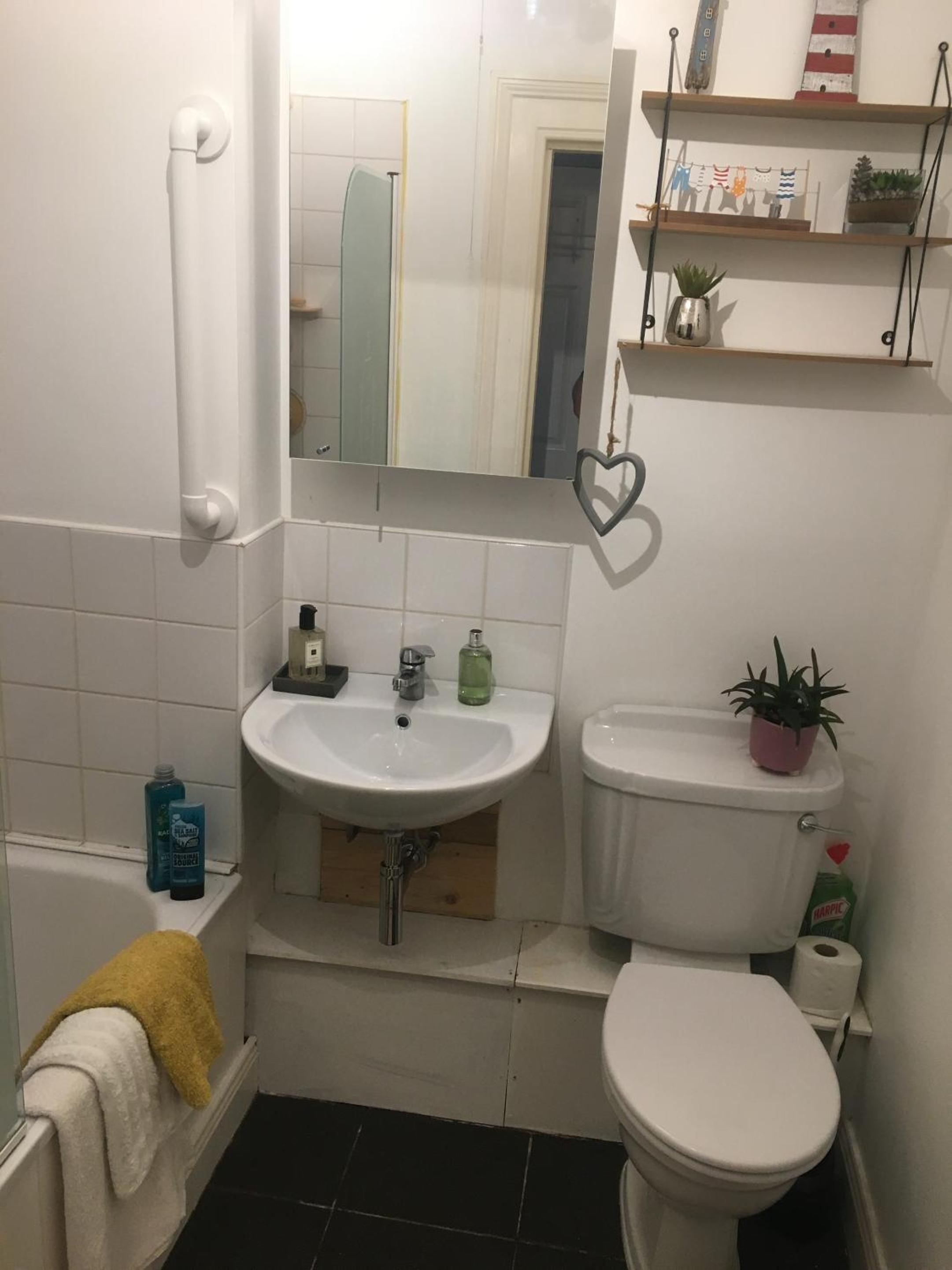 Two-Bedroom Apartment - Photo 14