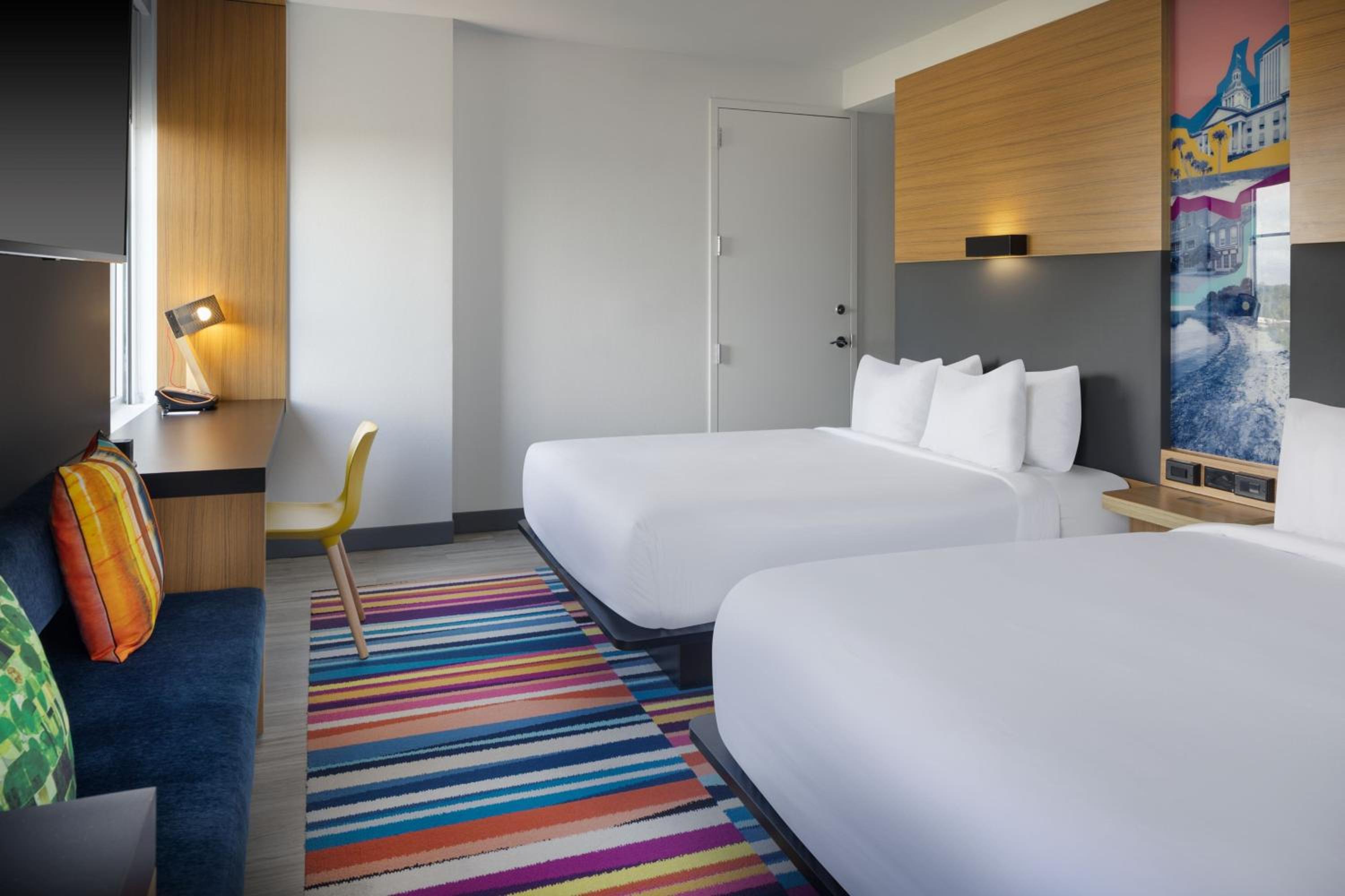 Queen Room with Two Queen Beds and Roll-in Shower - Mobility Accessible - Photo 5