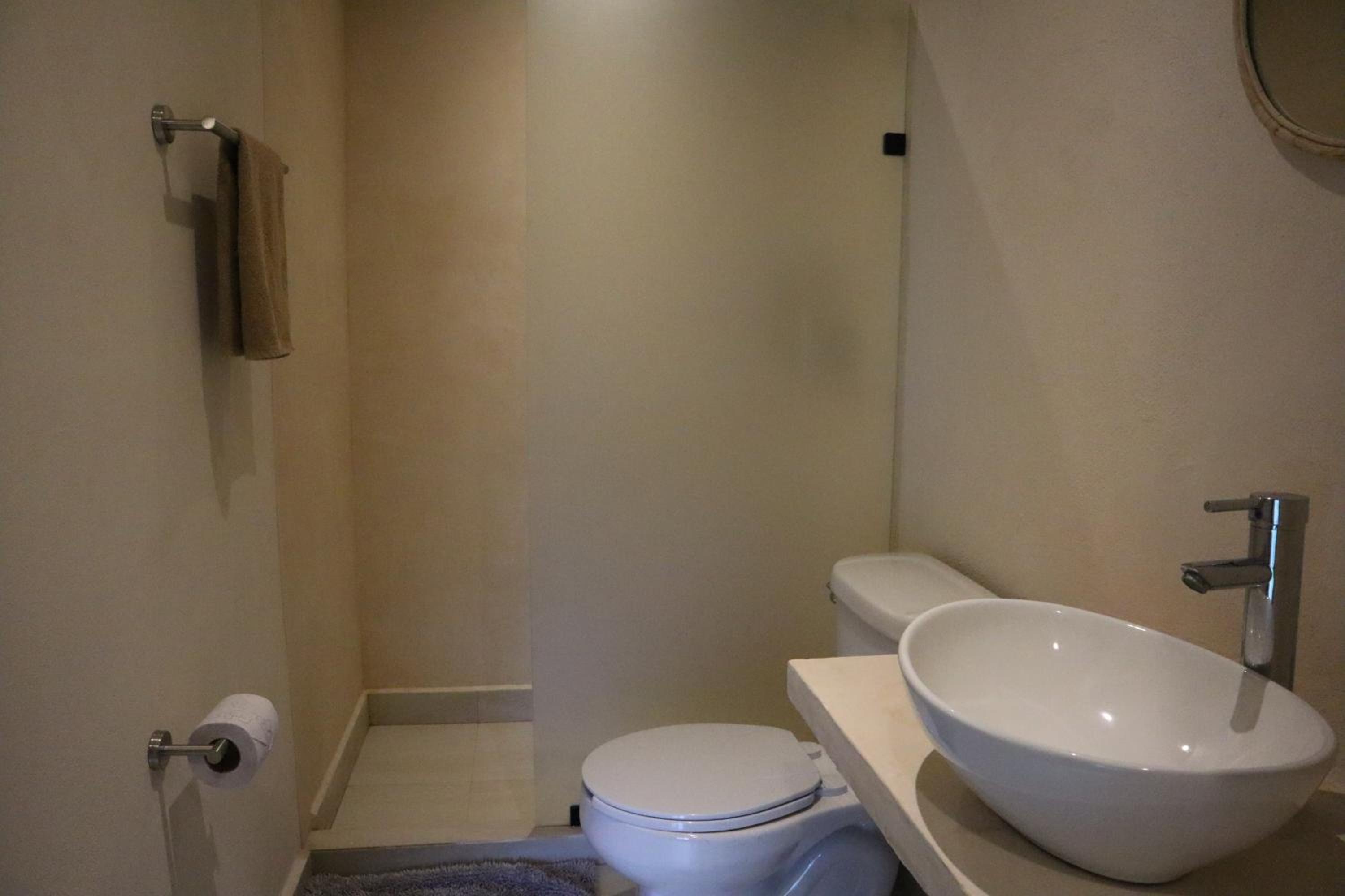 Deluxe Double Room with Two Double Beds - Photo 4