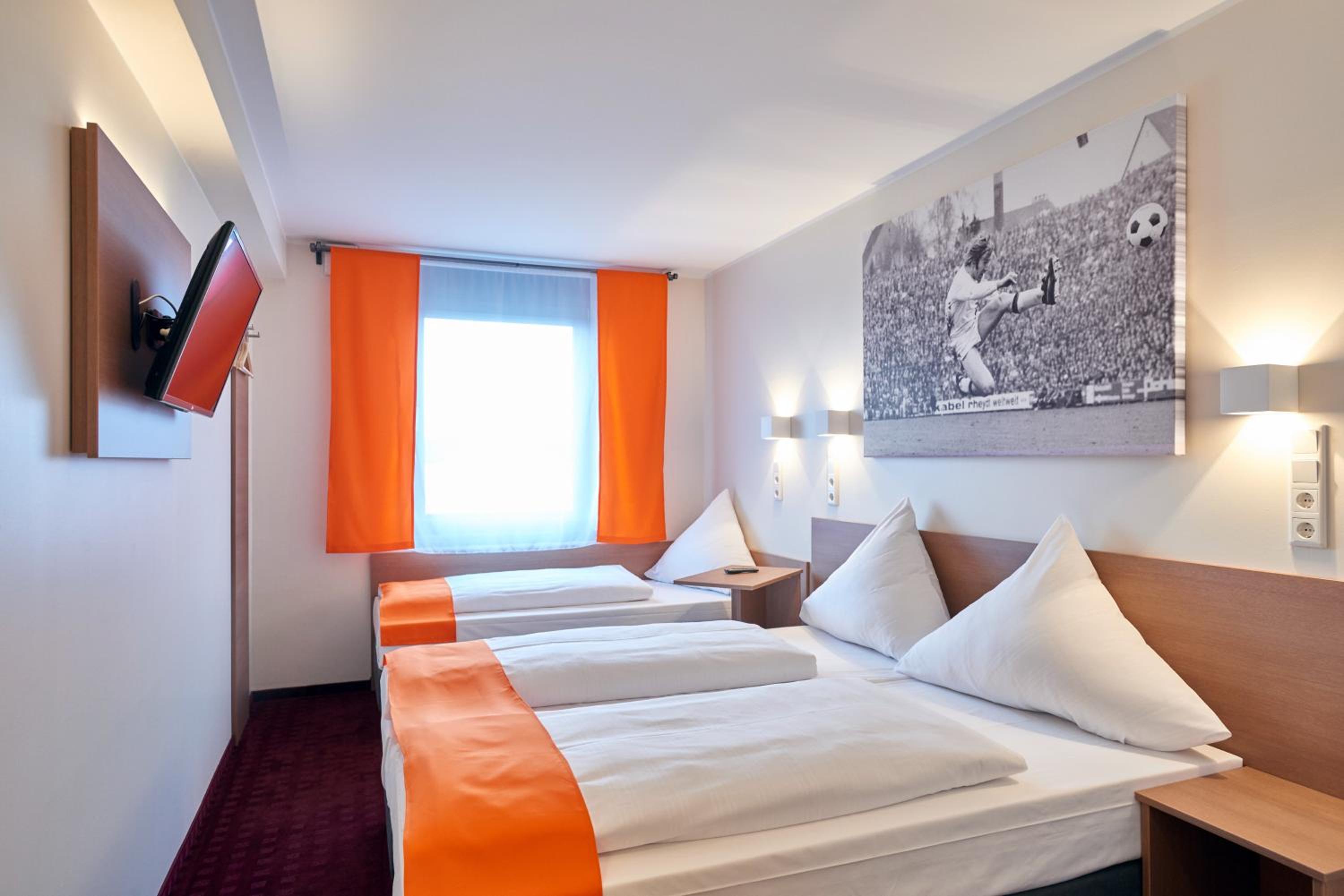 Triple Room Basic photo 3