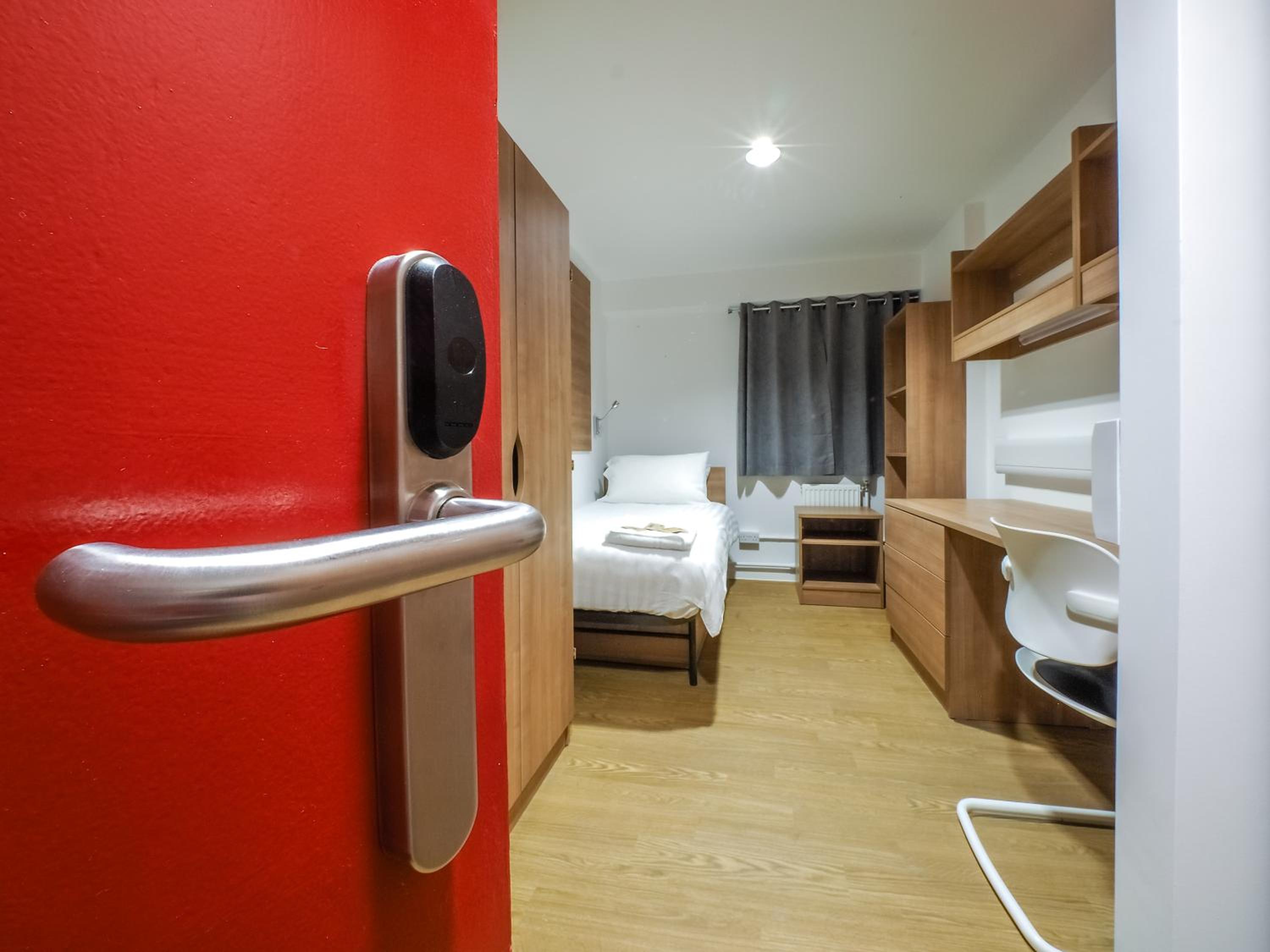 Standard Single Room with Shared Bathroom photo 1