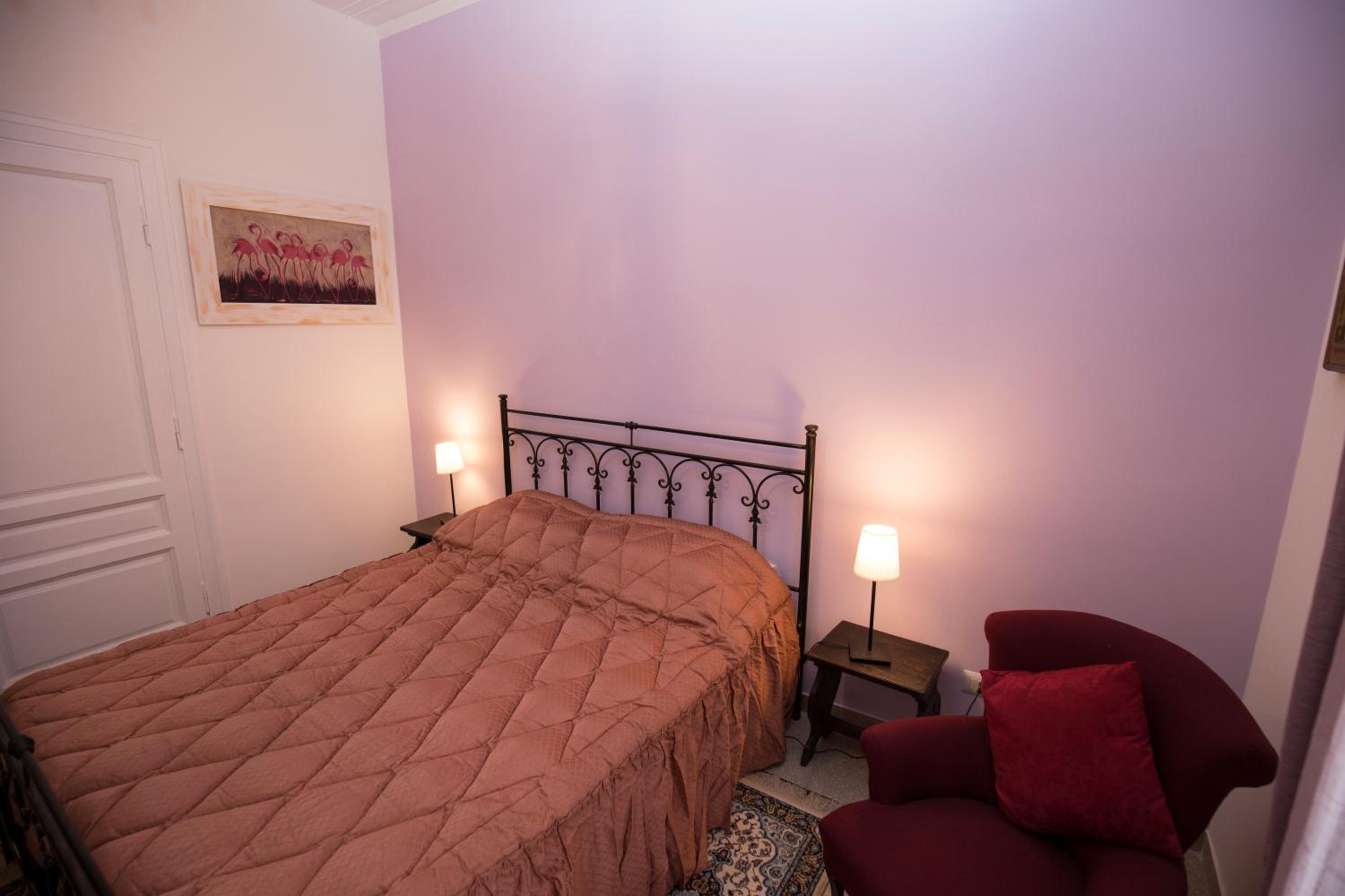Superior Double Room with Private Bathroom and City View photo 2