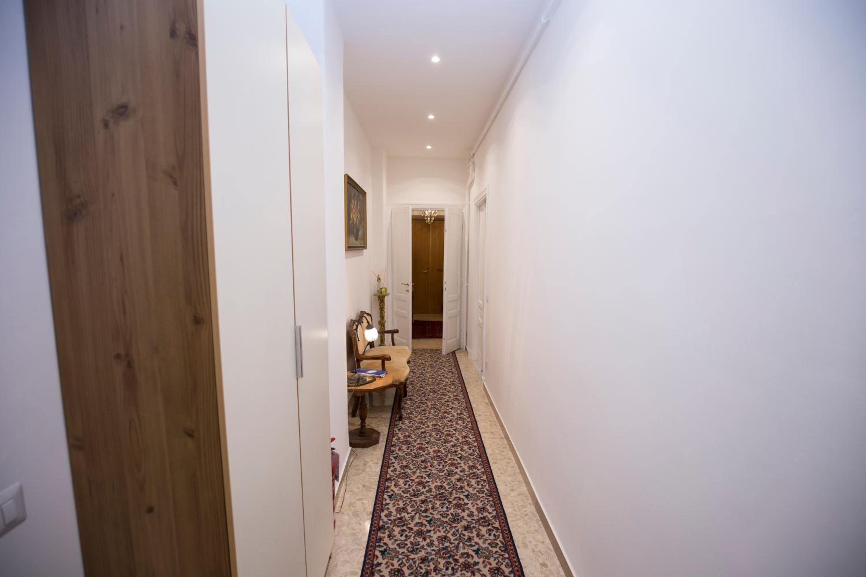 Double Room with Private External Bathroom photo 2