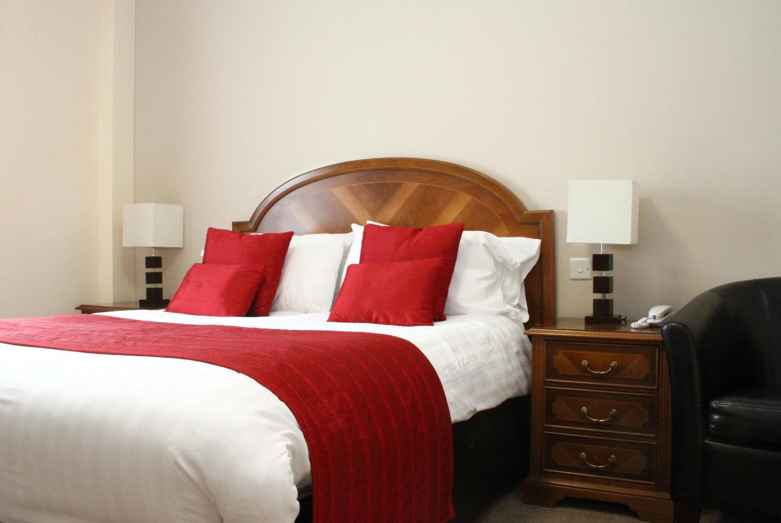 Large Double Room photo 3