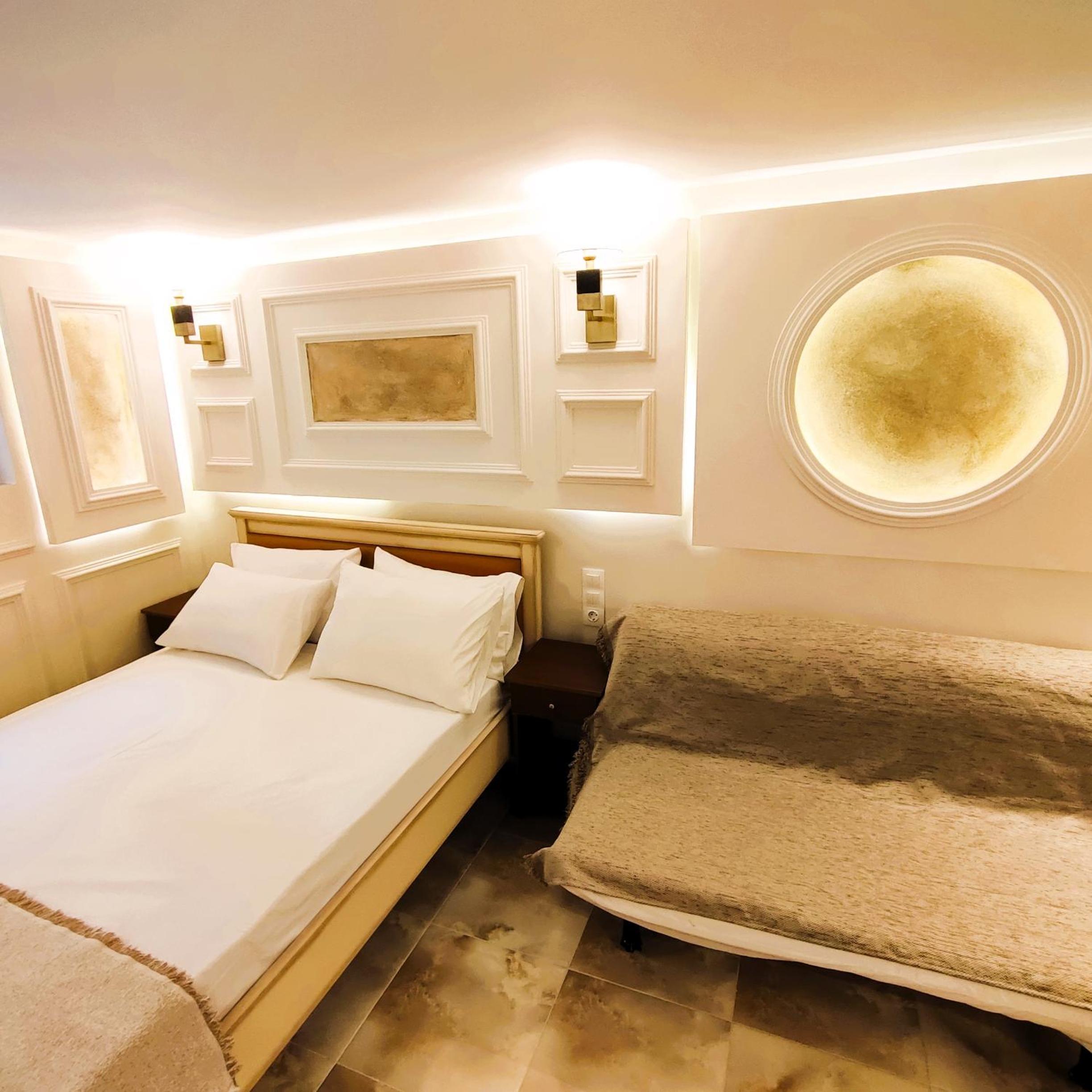 Deluxe Suite photo 2