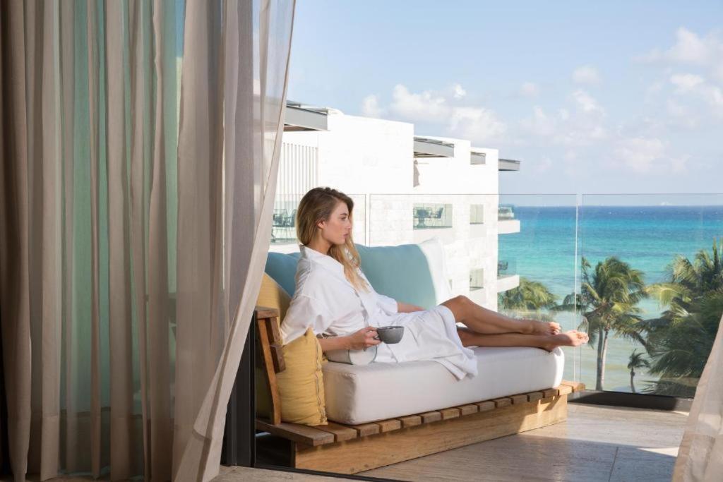 Queen Room with Two Queen Beds and Partial Ocean View - Beach House