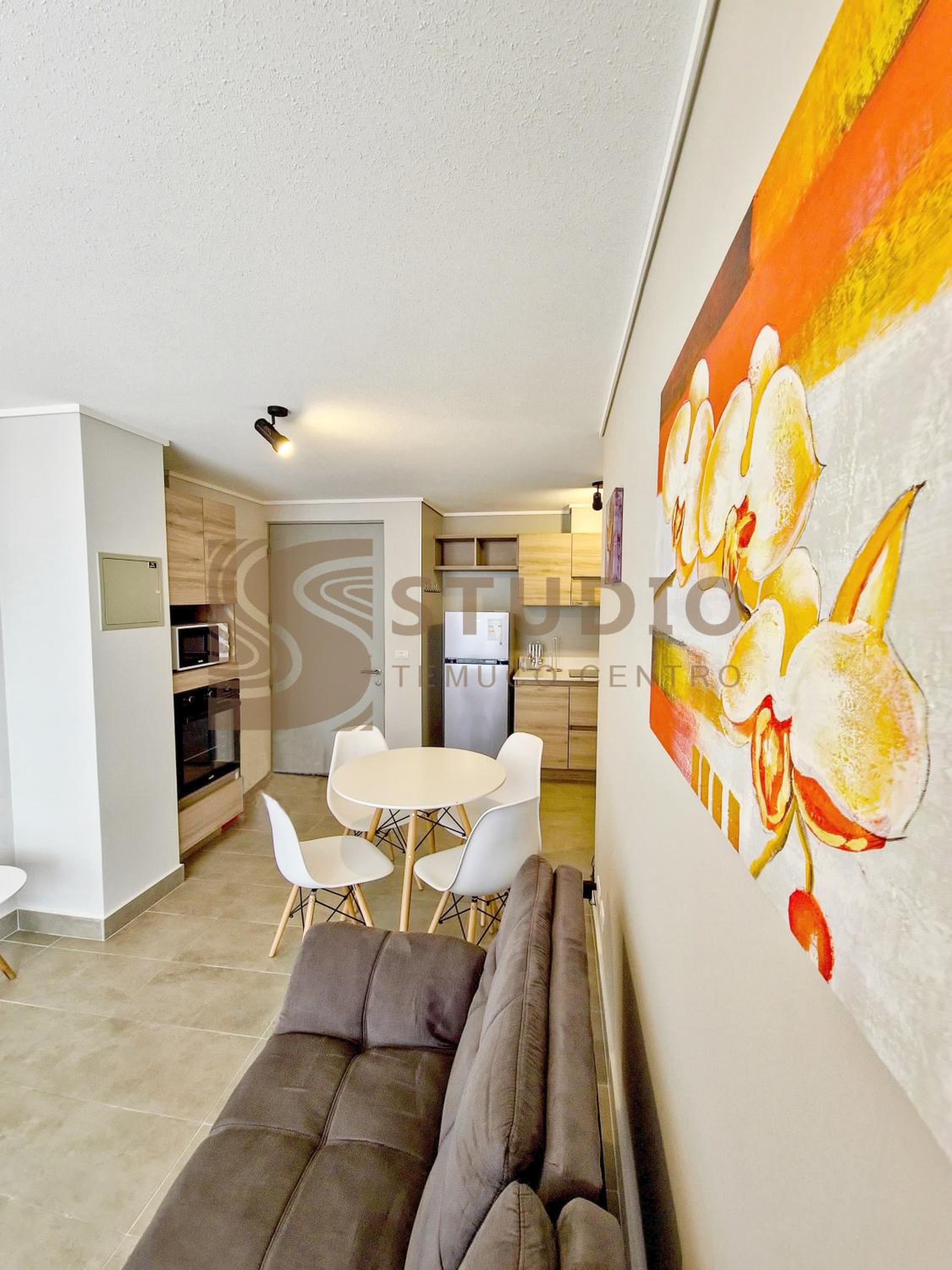 Two-Bedroom Deluxe Apartment with Balcony photo 1