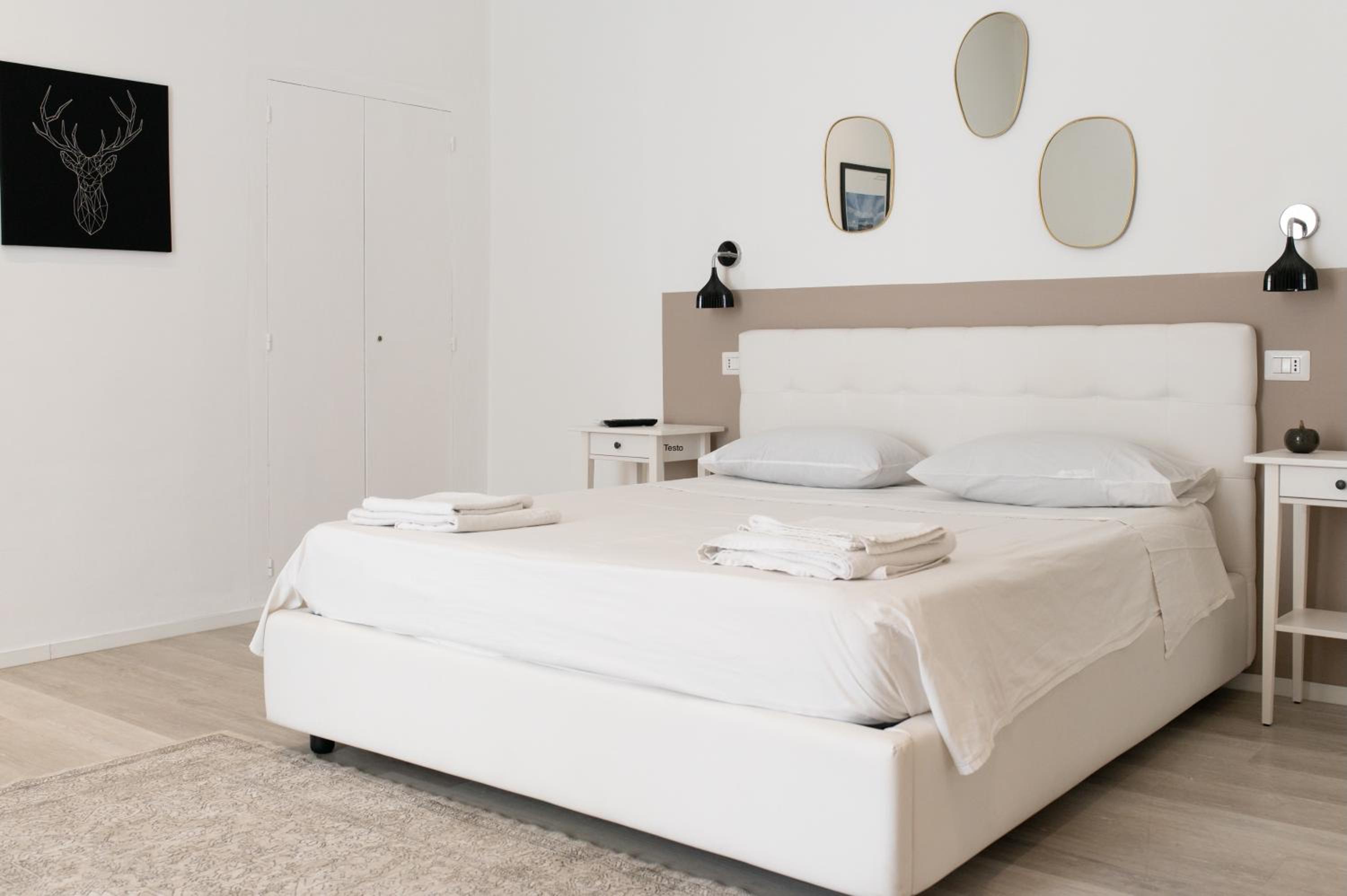 Two-Bedroom Apartment - Photo 17