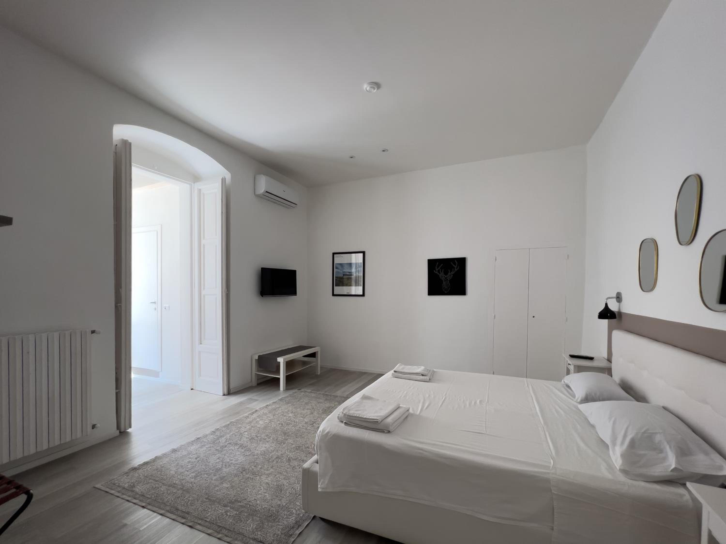 Two-Bedroom Apartment - Photo 12