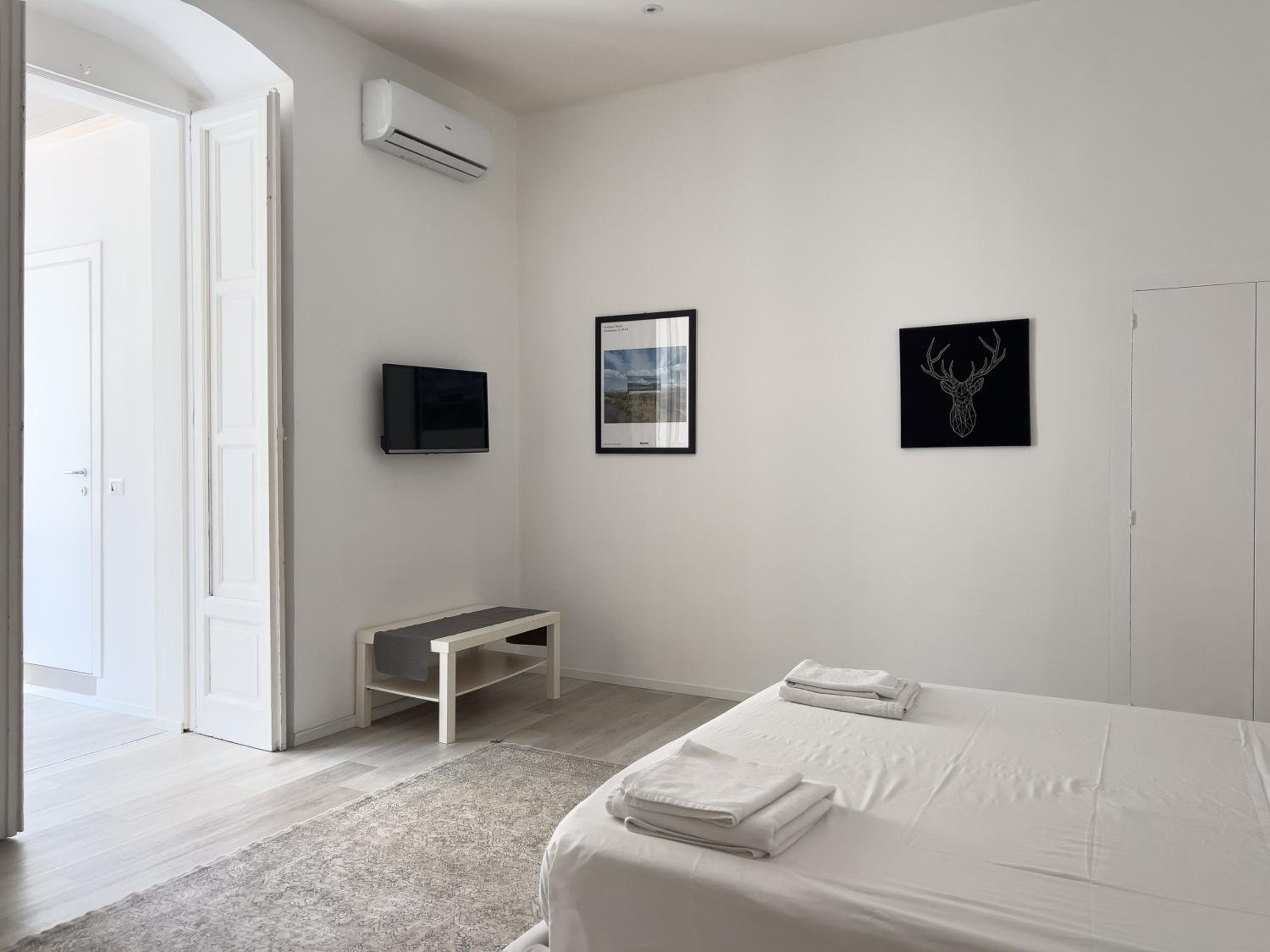 Two-Bedroom Apartment - Photo 7