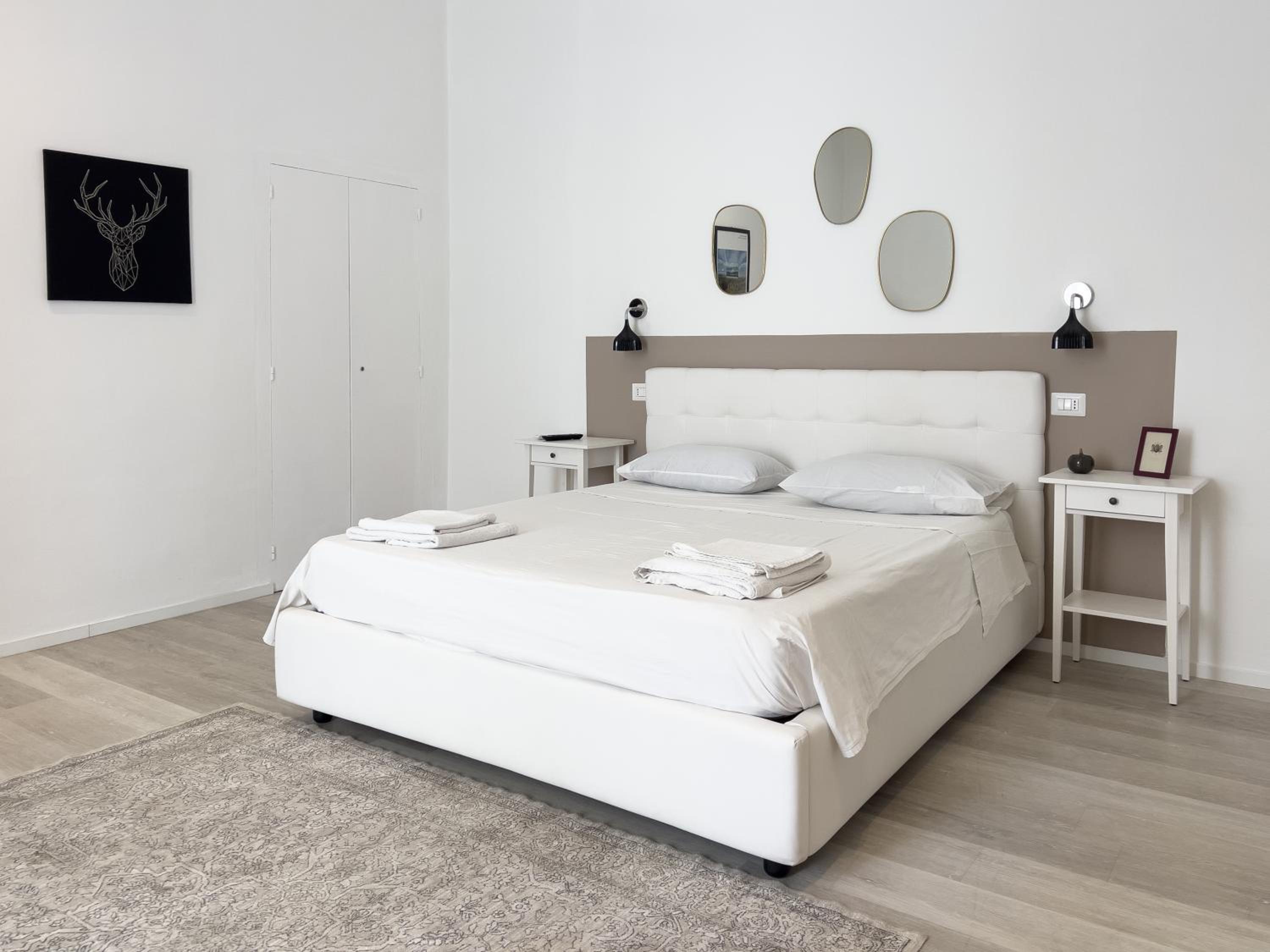 Two-Bedroom Apartment - Photo 10