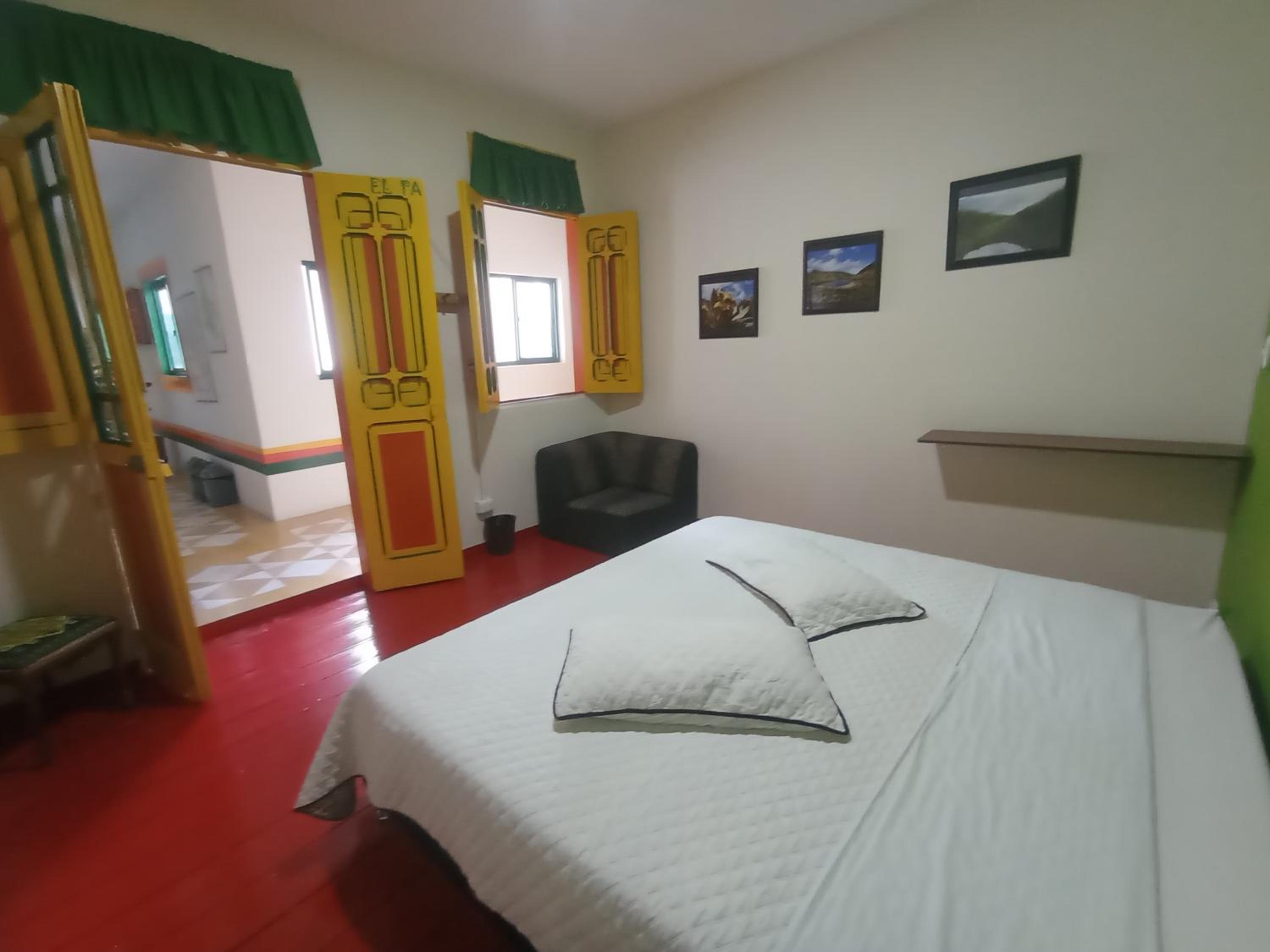 Budget Double Room photo 2
