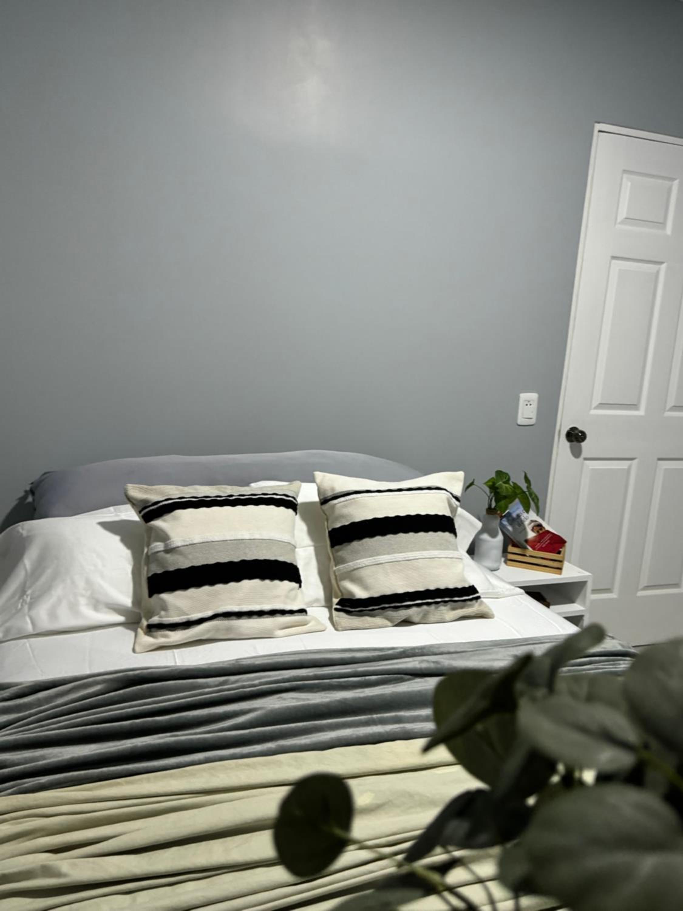Double Room with Shared Bathroom photo 2