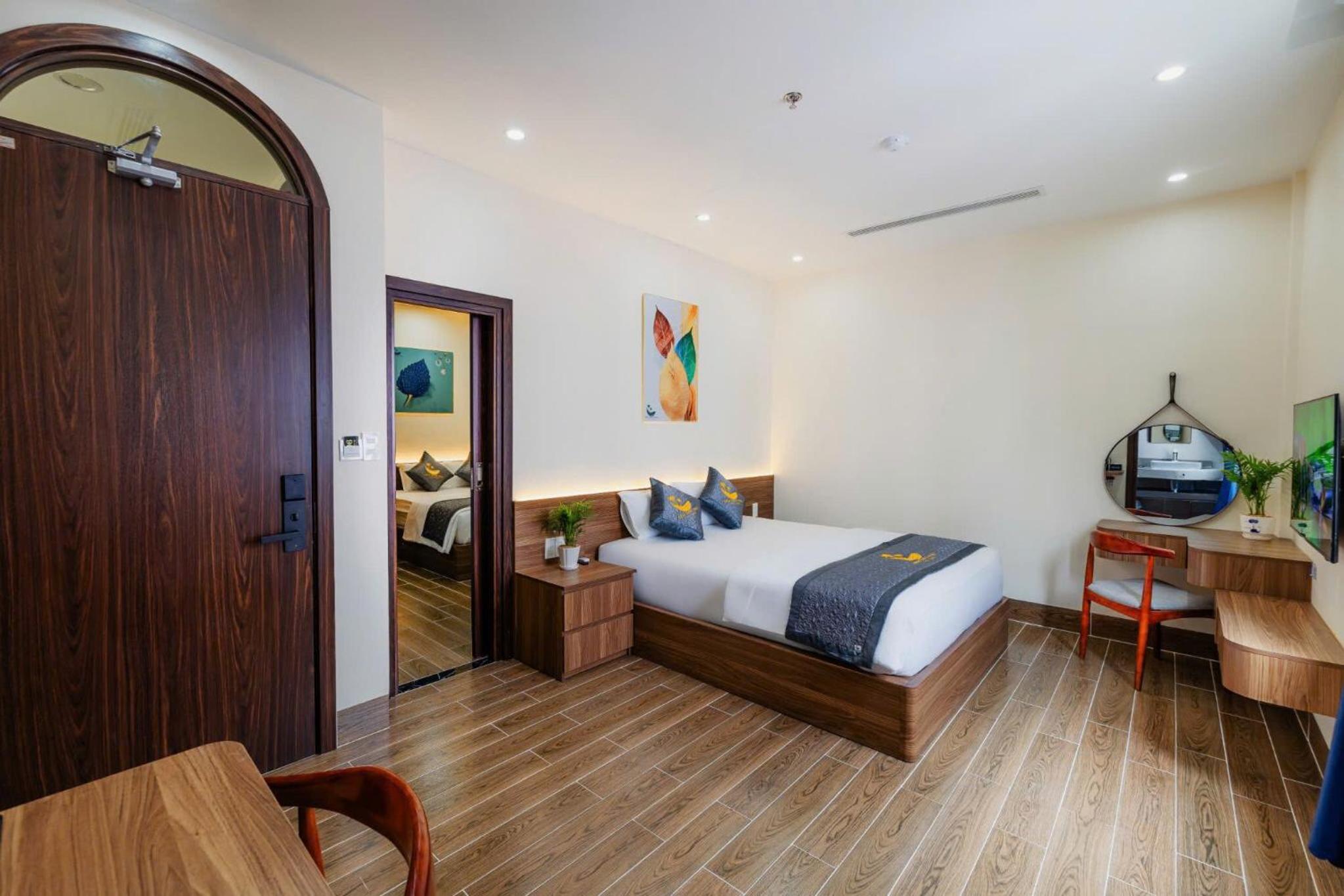 Family Room with Private Bathroom photo 1