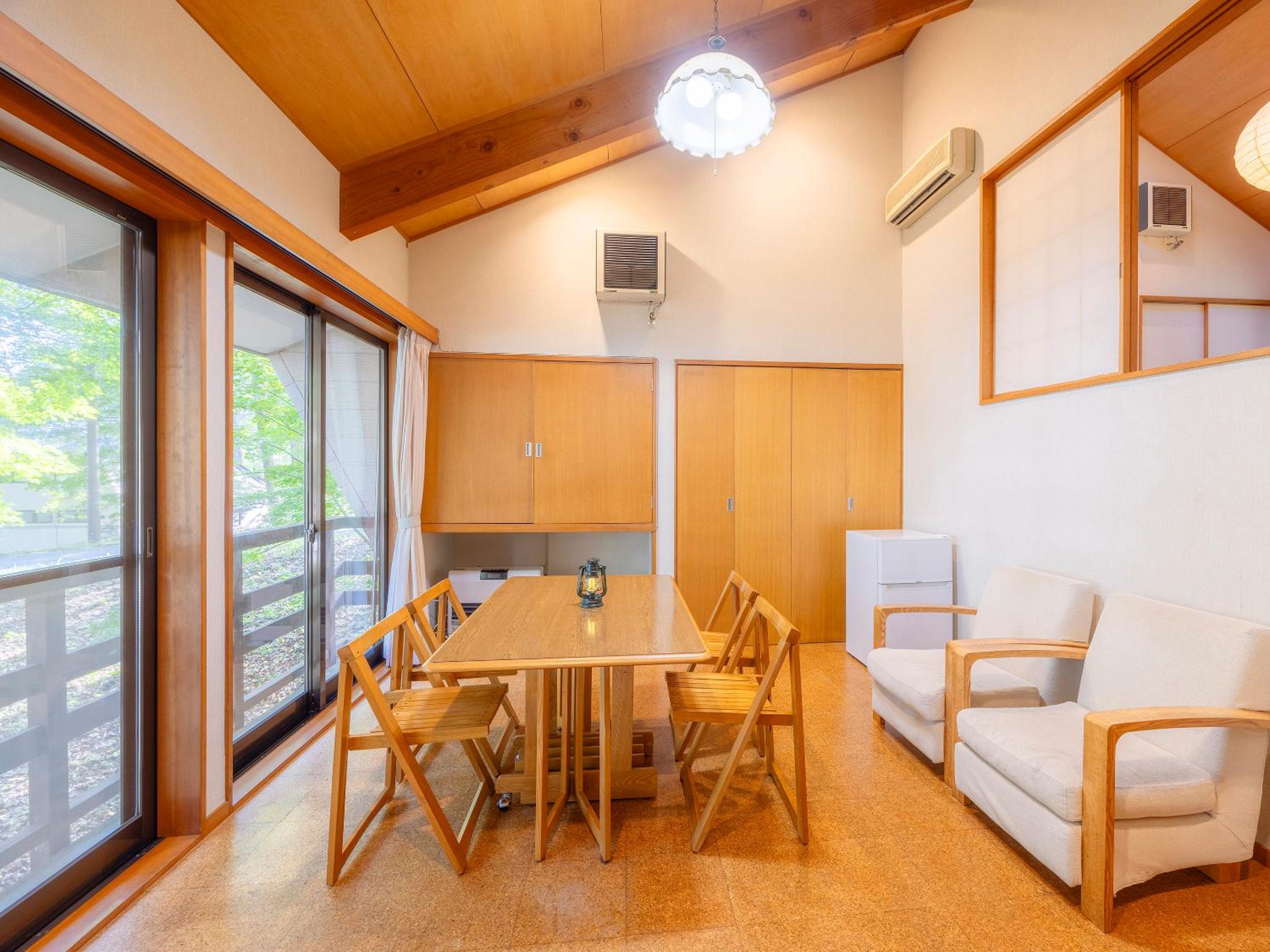 One-Bedroom House photo 2