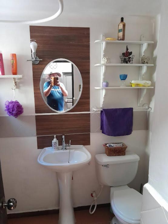 Family Room with Private Bathroom photo 2