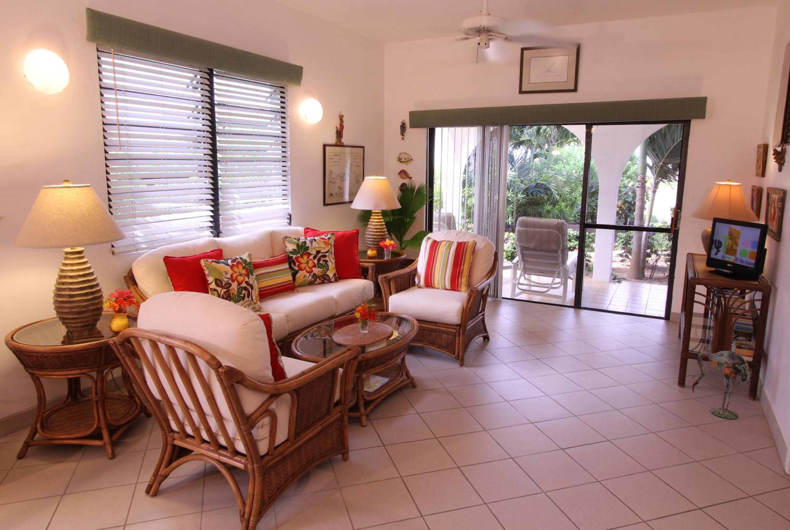 Two-Bedroom Apartment - Beach Front photo 1