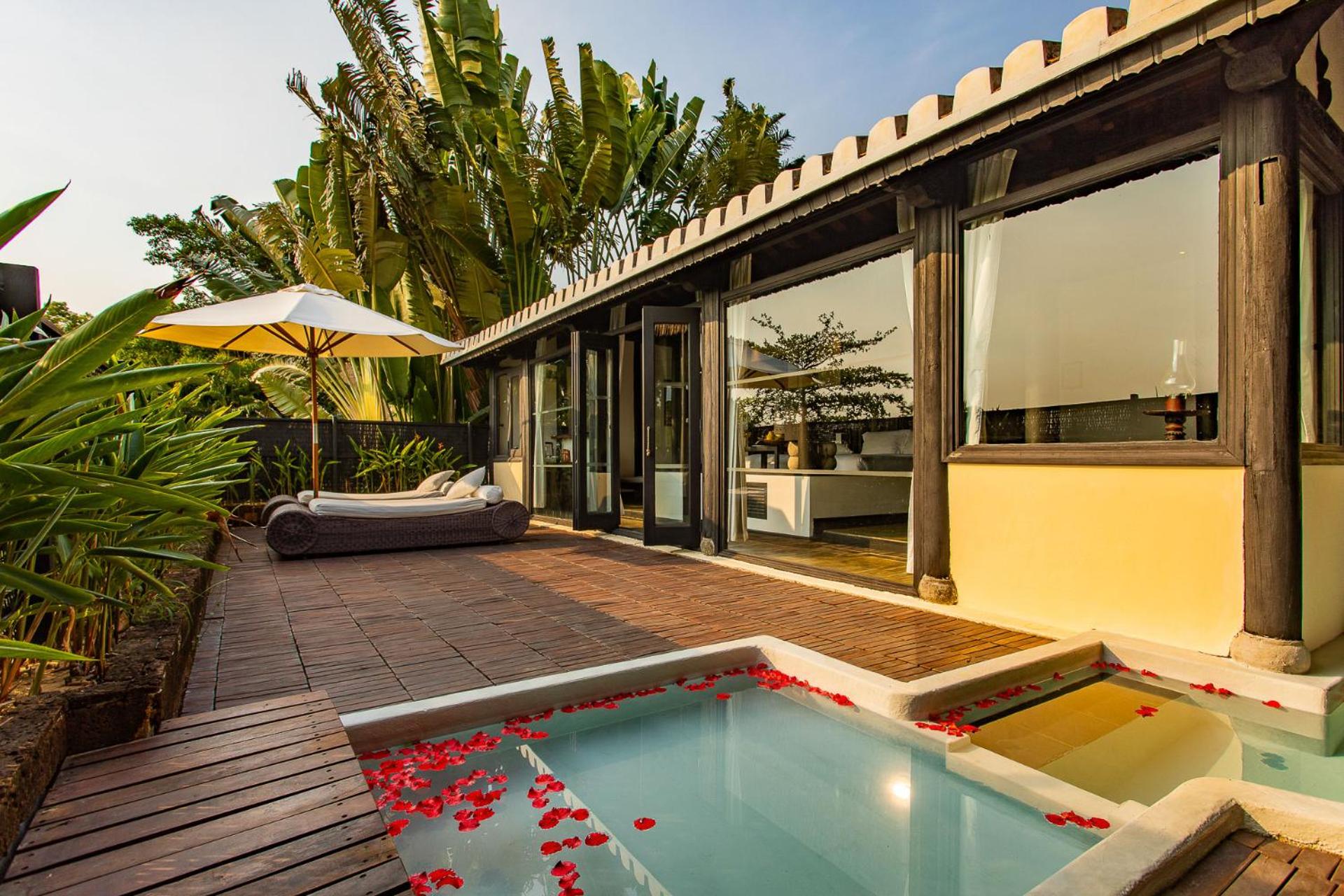 Jacuzzi Villa - Photo 7