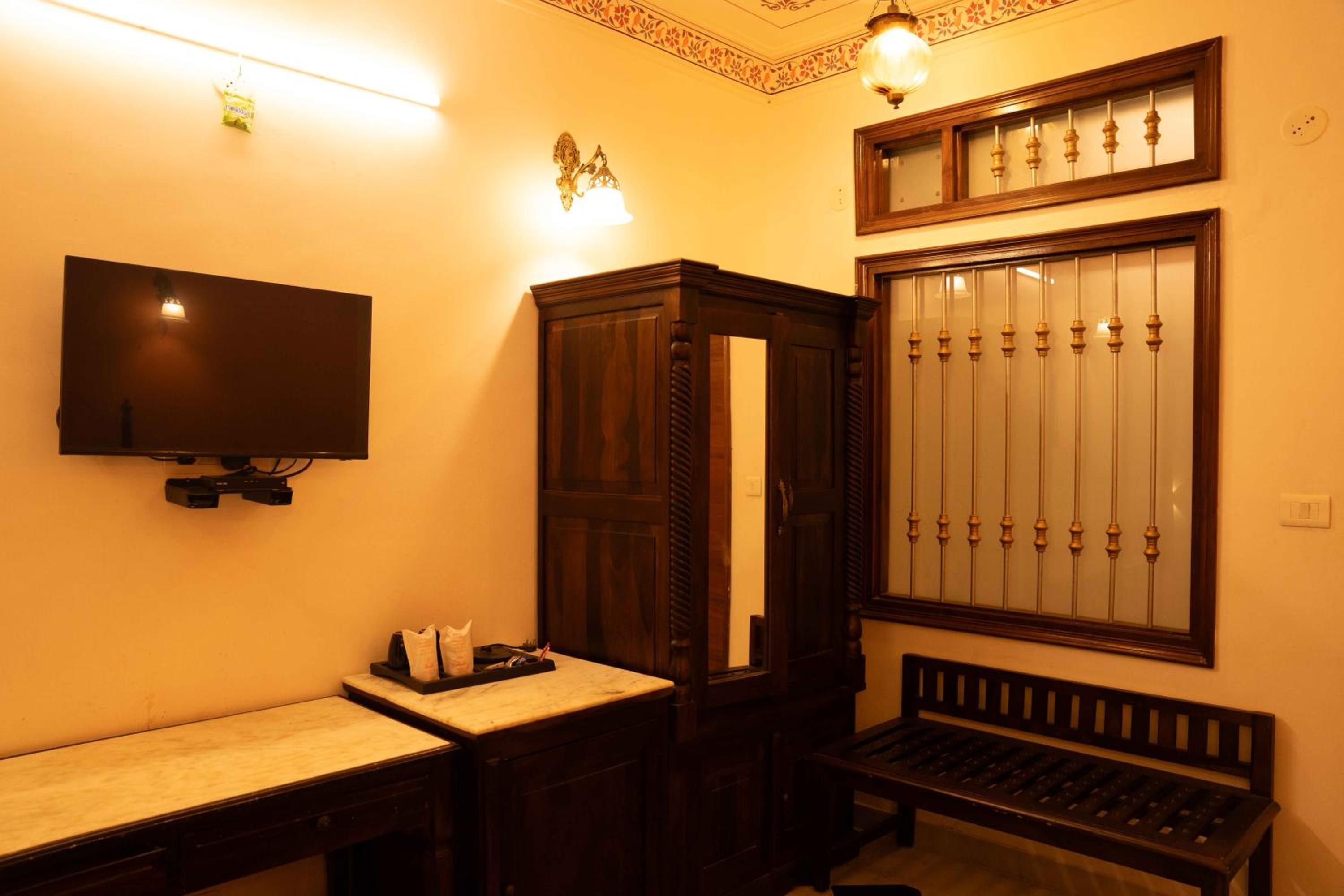 Deluxe Double Room - Photo 6