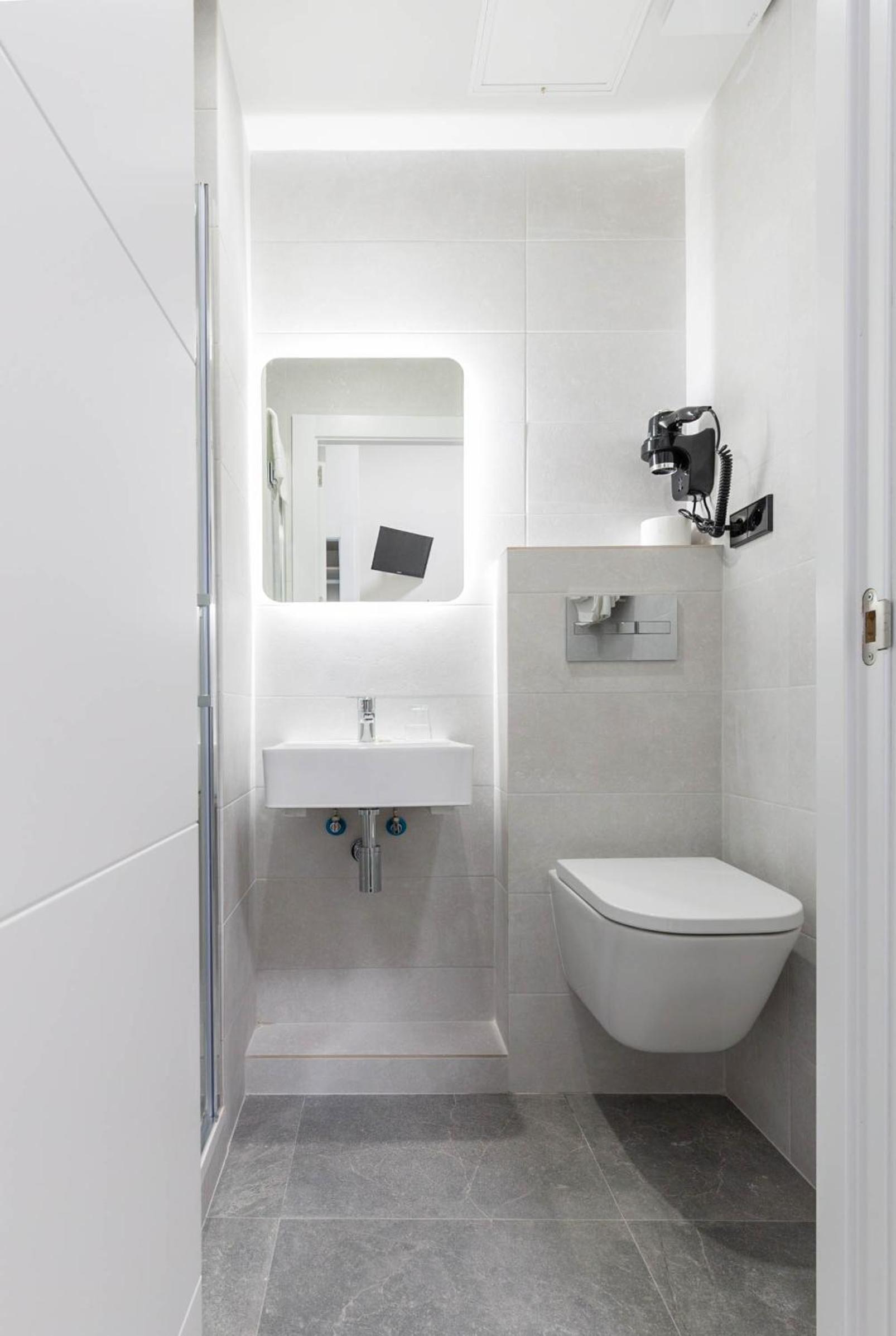 Single Room photo 3