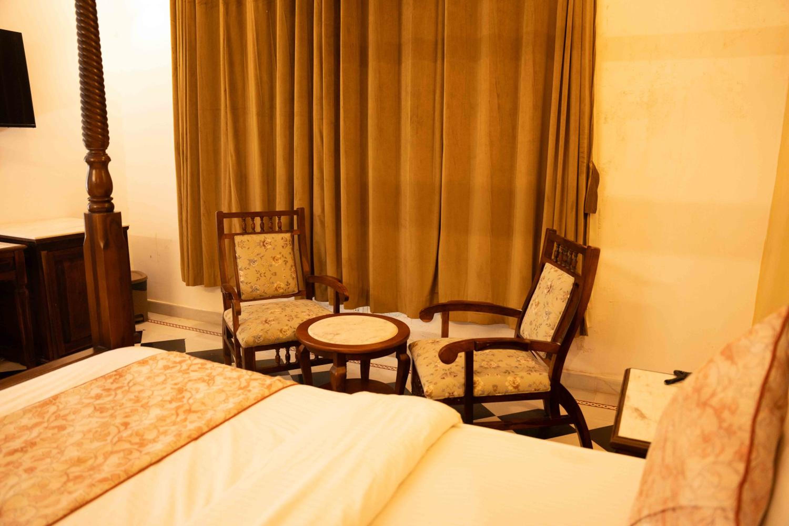 Superior Double Room - Photo 2
