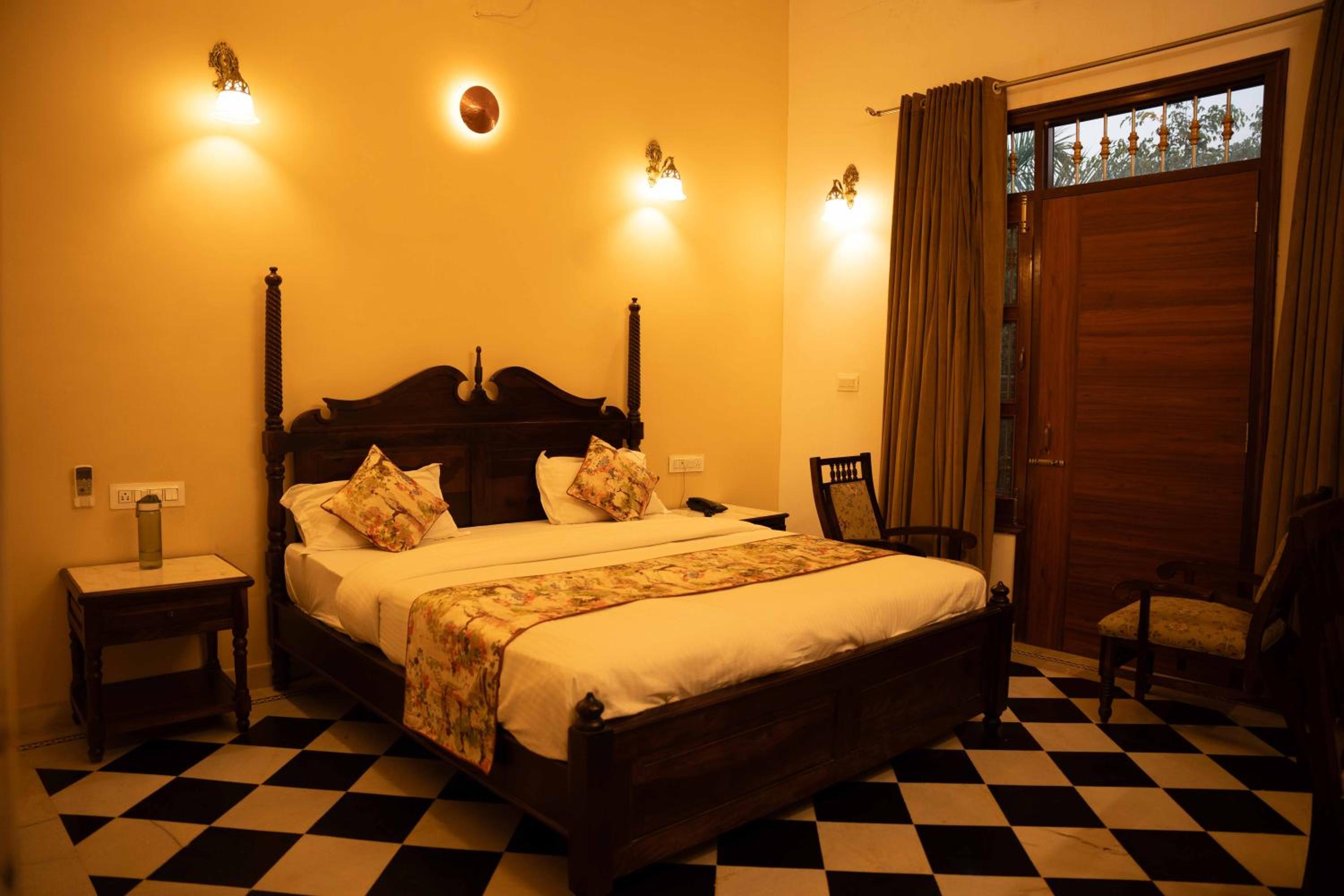 Superior Double Room - Photo 3