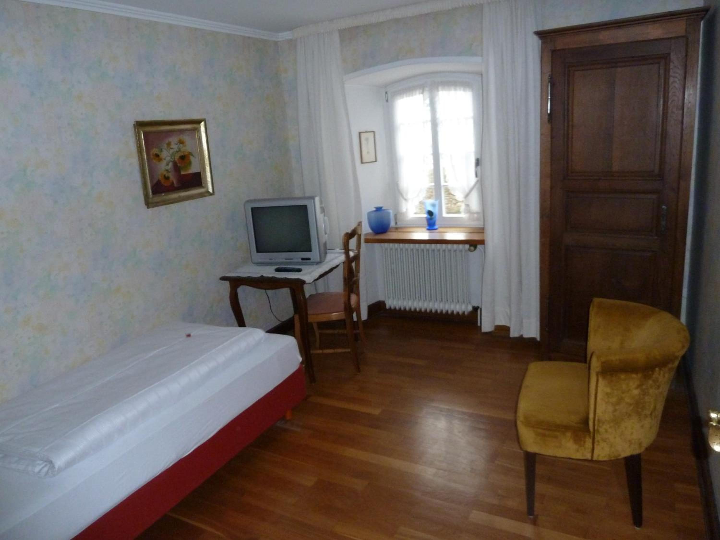 Economy Single Room