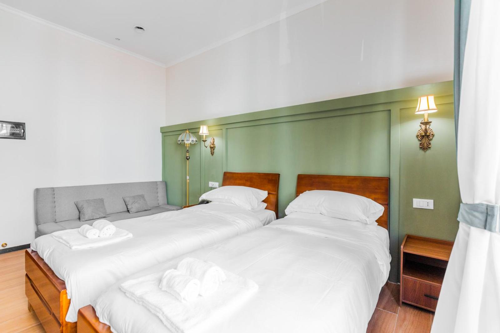Double or Twin Room with City View photo 1